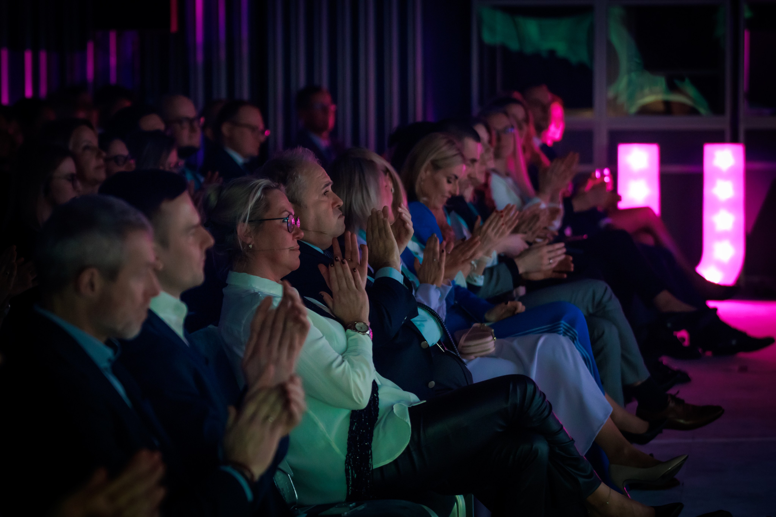 WYDARZENIA BIZNESOWE. Fotograf w Warszawie-Konstantin Golubev