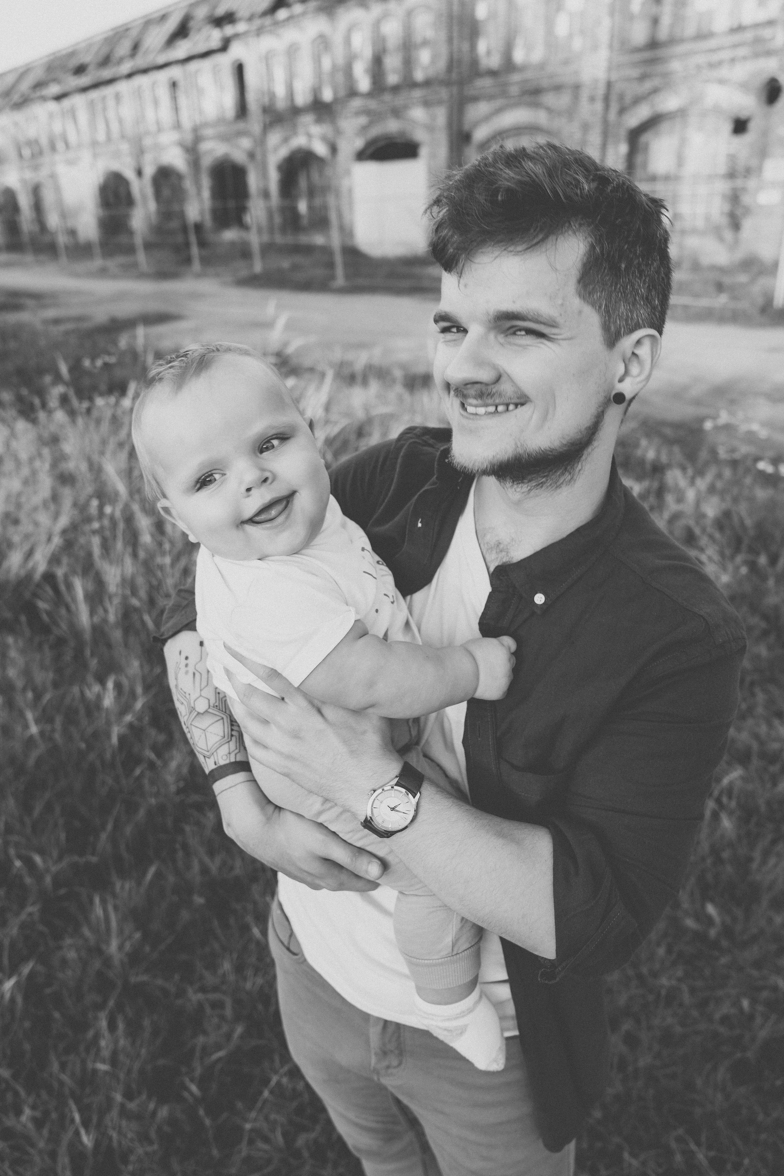 sesja-rodzinna-plenerowa-Gdańsk-stocznia