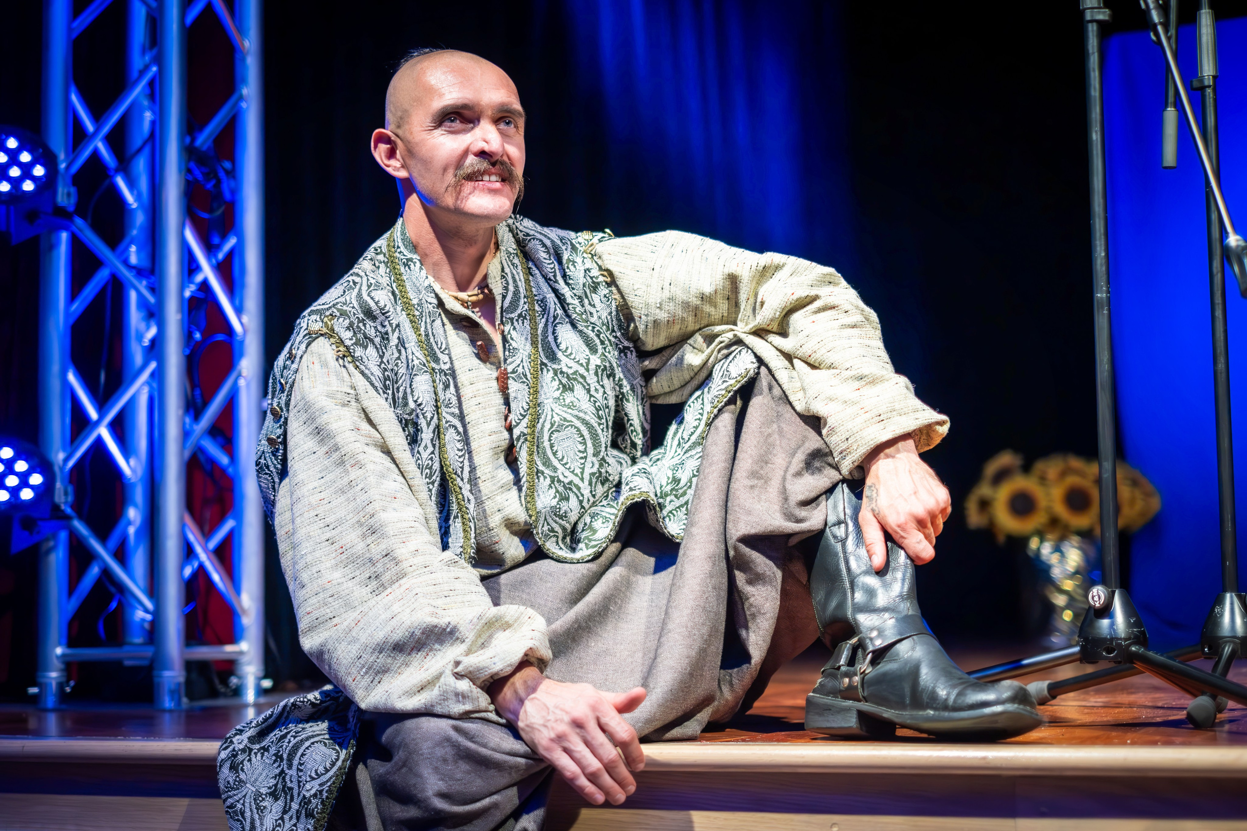 KOZAK SIROMAHA. Reportage concert portrait photography in the San Francisco Bay Area