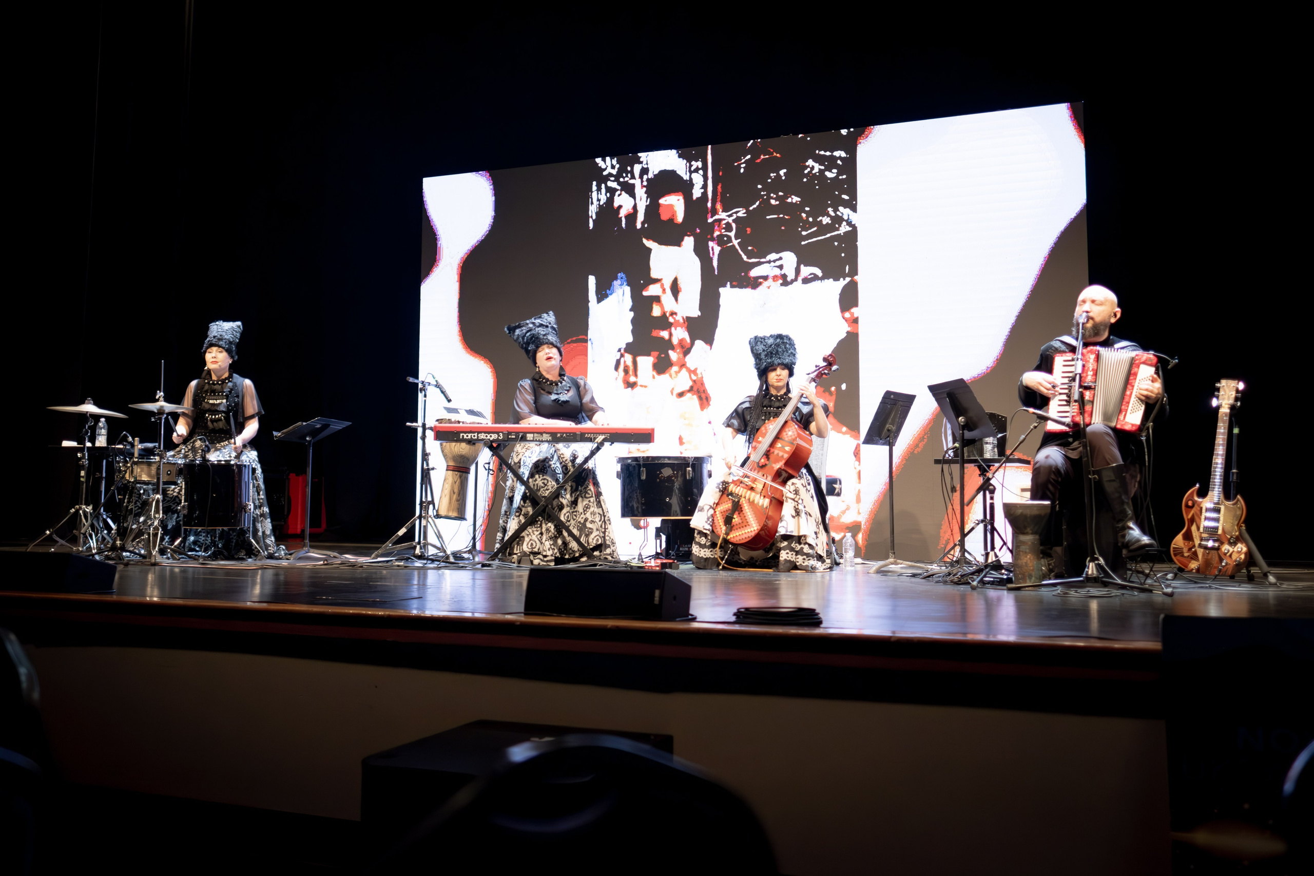 DAKHA BRAKHA. Reportage concert portrait photography in the San Francisco Bay Area