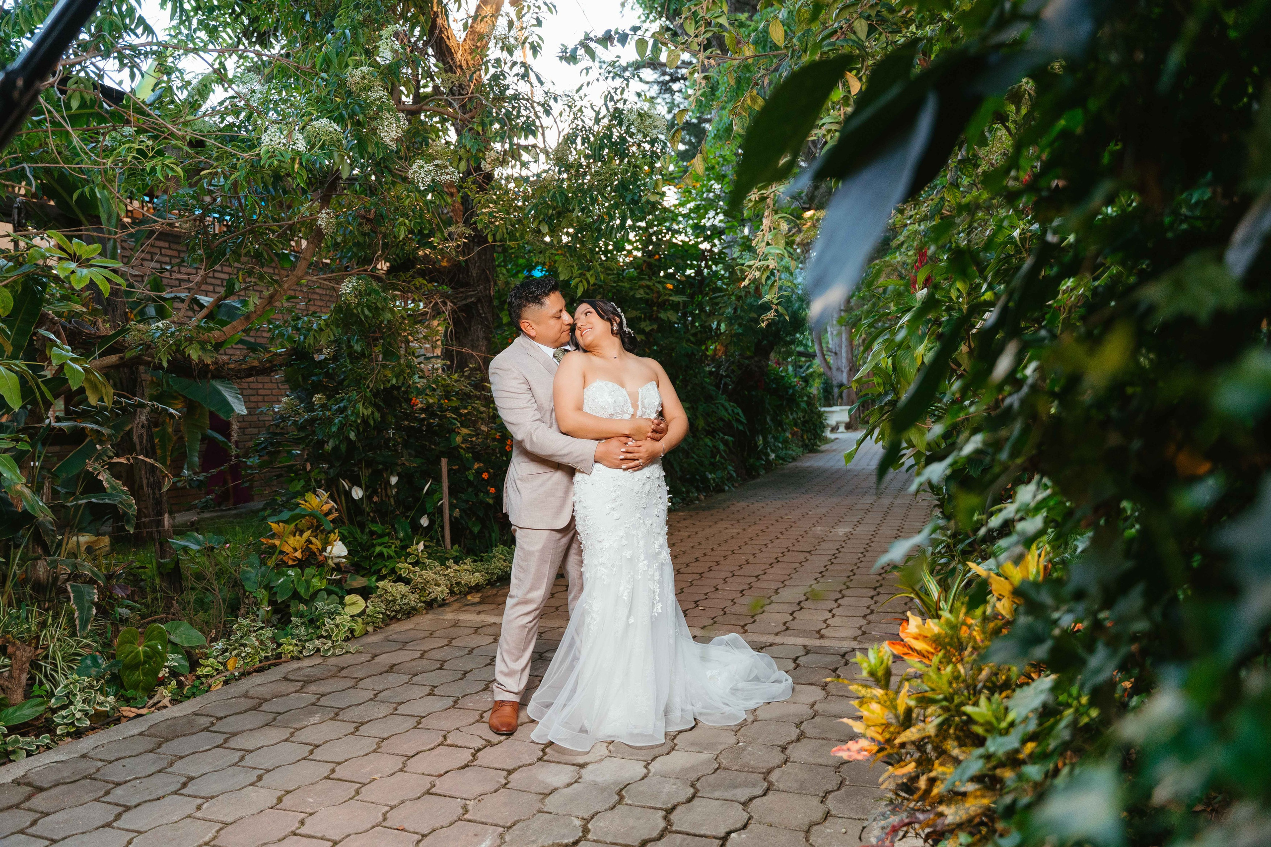 Karol y Jairon. Fotógrafo de bodas en Loja Ecuador | Piero Alvarez PH