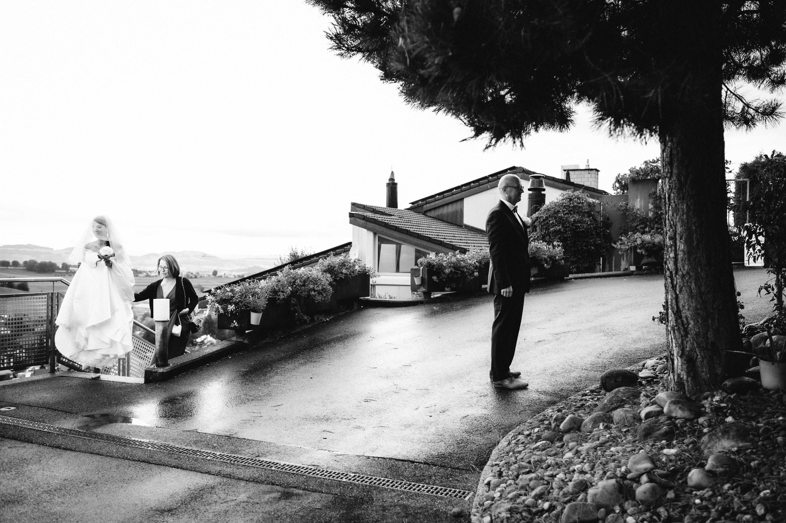 Hochzeitsfotografie Thomas & Elena – Emotionale Hochzeitsreportage in der Schweiz. Authentische, emotionale, zeitlose Hochzeitsfotografie aus Albstadt