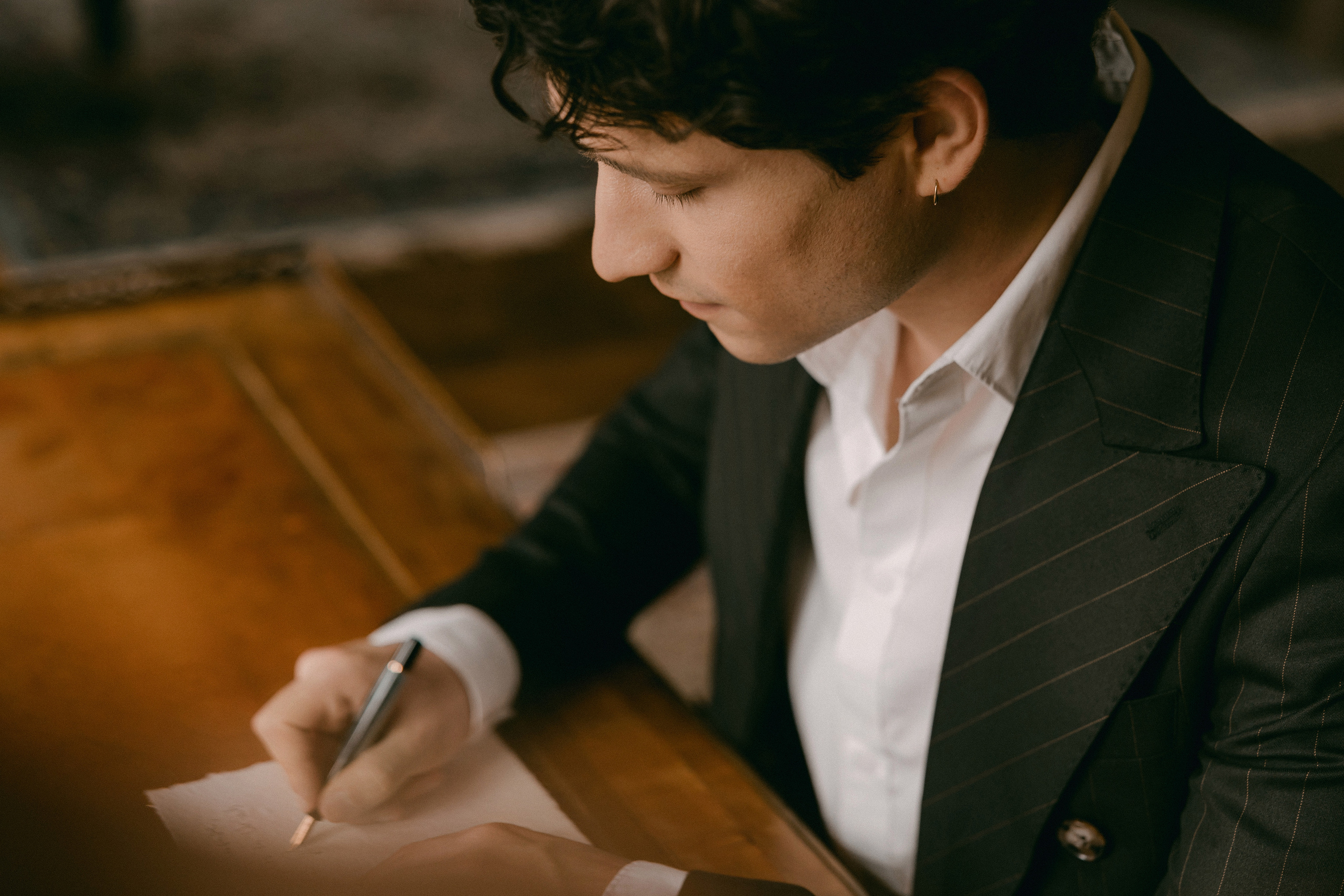 Wedding Photoshoot at St. Charles Hall, Meggen on Lake Lucerne | Stunning Setting at Lake Lucerne. Wedding and Family Photographer Switzerland and Italy. Valeria Diaz