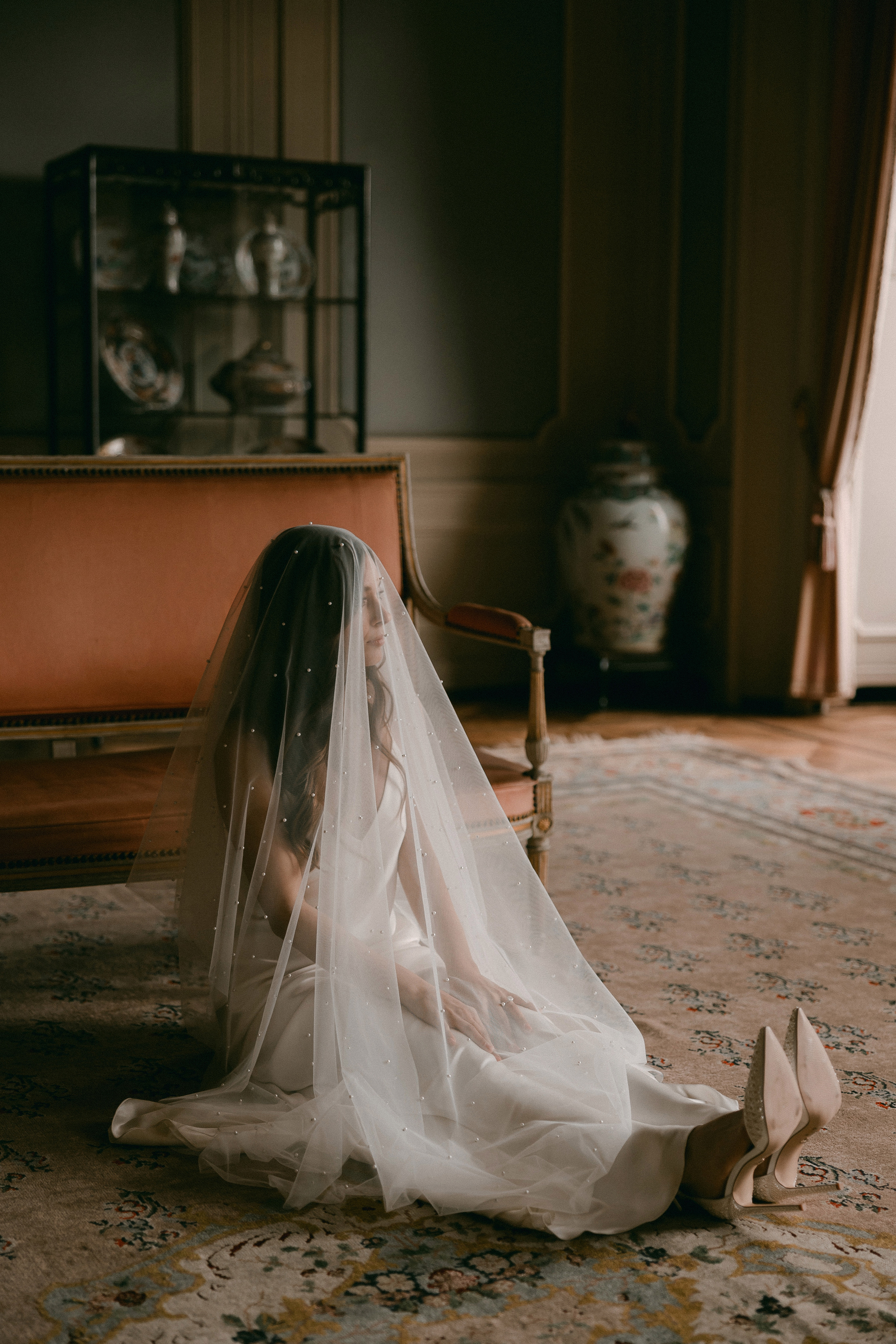 Wedding Photoshoot at St. Charles Hall, Meggen on Lake Lucerne | Stunning Setting at Lake Lucerne. Wedding and Family Photographer Switzerland and Italy. Valeria Diaz