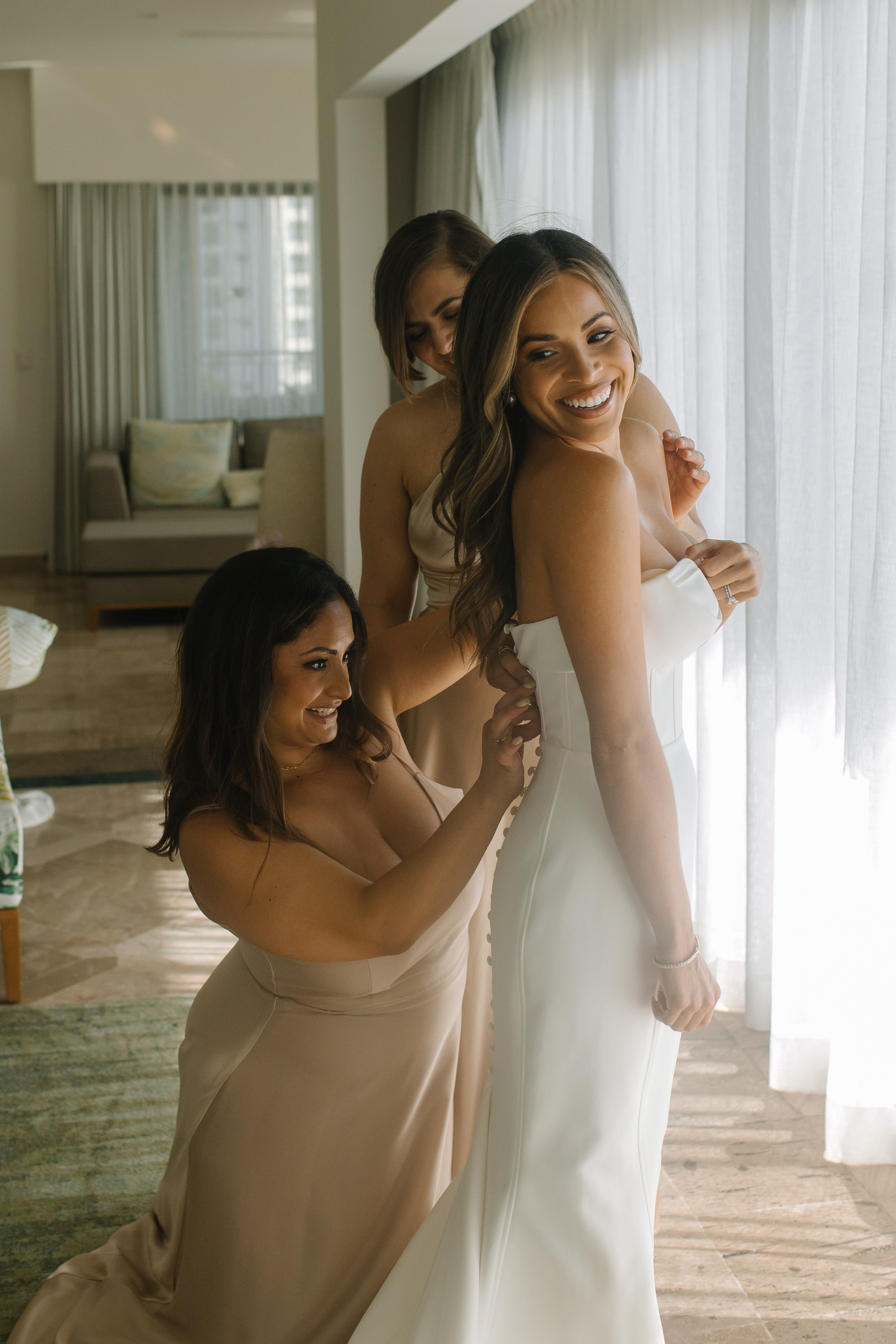 Marriott Puerto Vallarta Resort and Spa. Wedding photographer Mexico Sayulita Puerto Vallarta Punta Mita Cabo