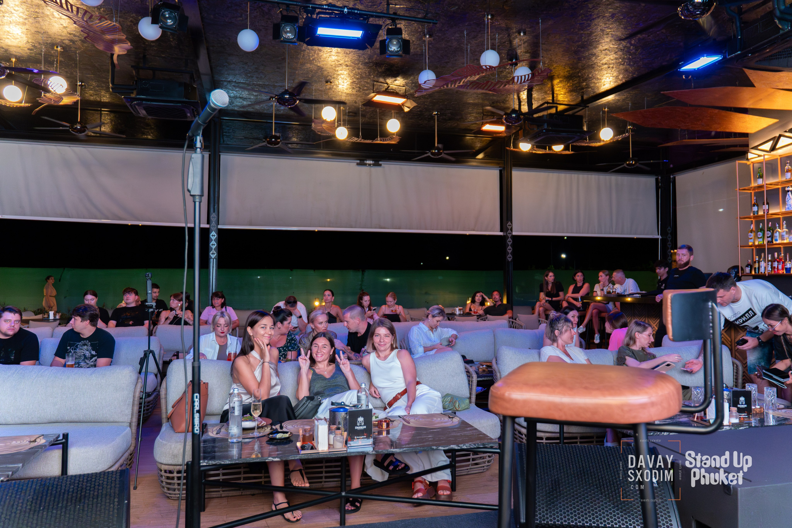 Standup Влада Лапина | Фоторепортаж | Афиша | DAVAYSXODIM.com PHUKET. АФИША|ФОТОРЕПОРТАЖИ|ИВЕНТЫ|ПХУКЕТ