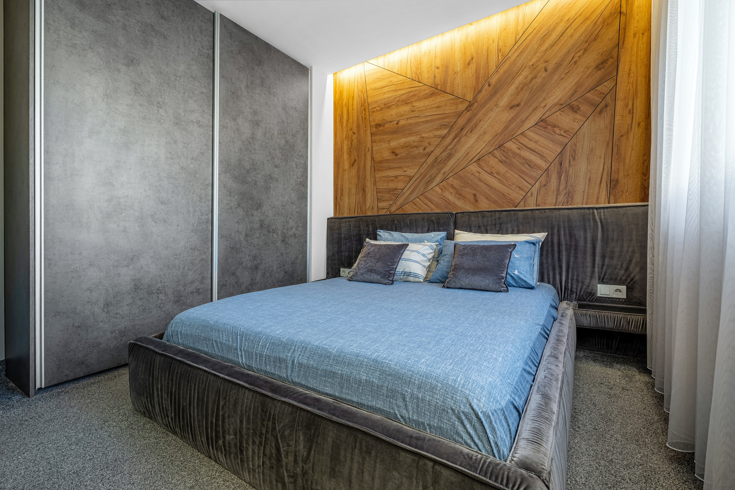 Апартамнет с дизайнерско обзавеждане. Професионален фотограф в Пловдив и областта