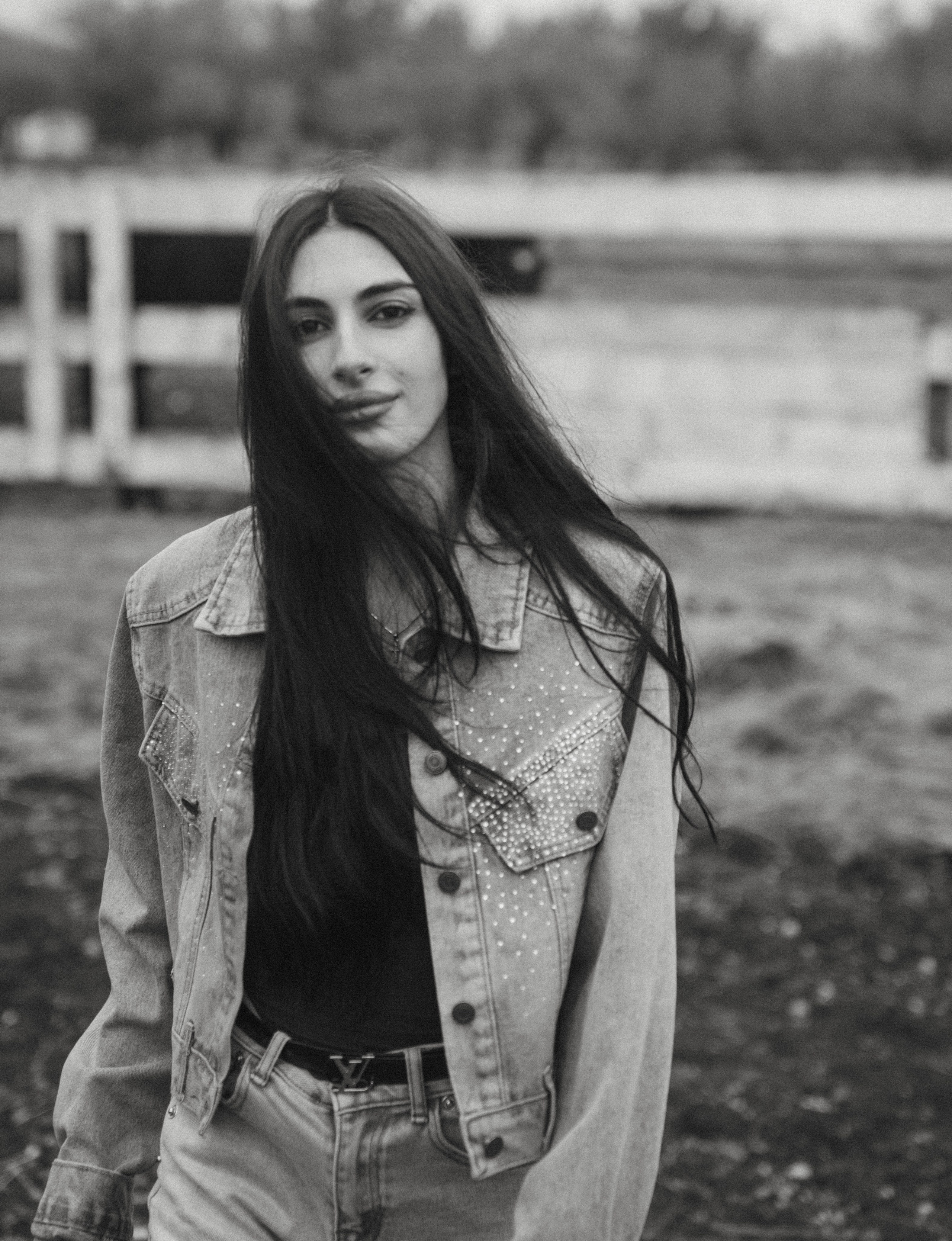 გარე ფოტოსესია ცხენებთან. ფოტოგრაფი სალომე ბარბაქაძე