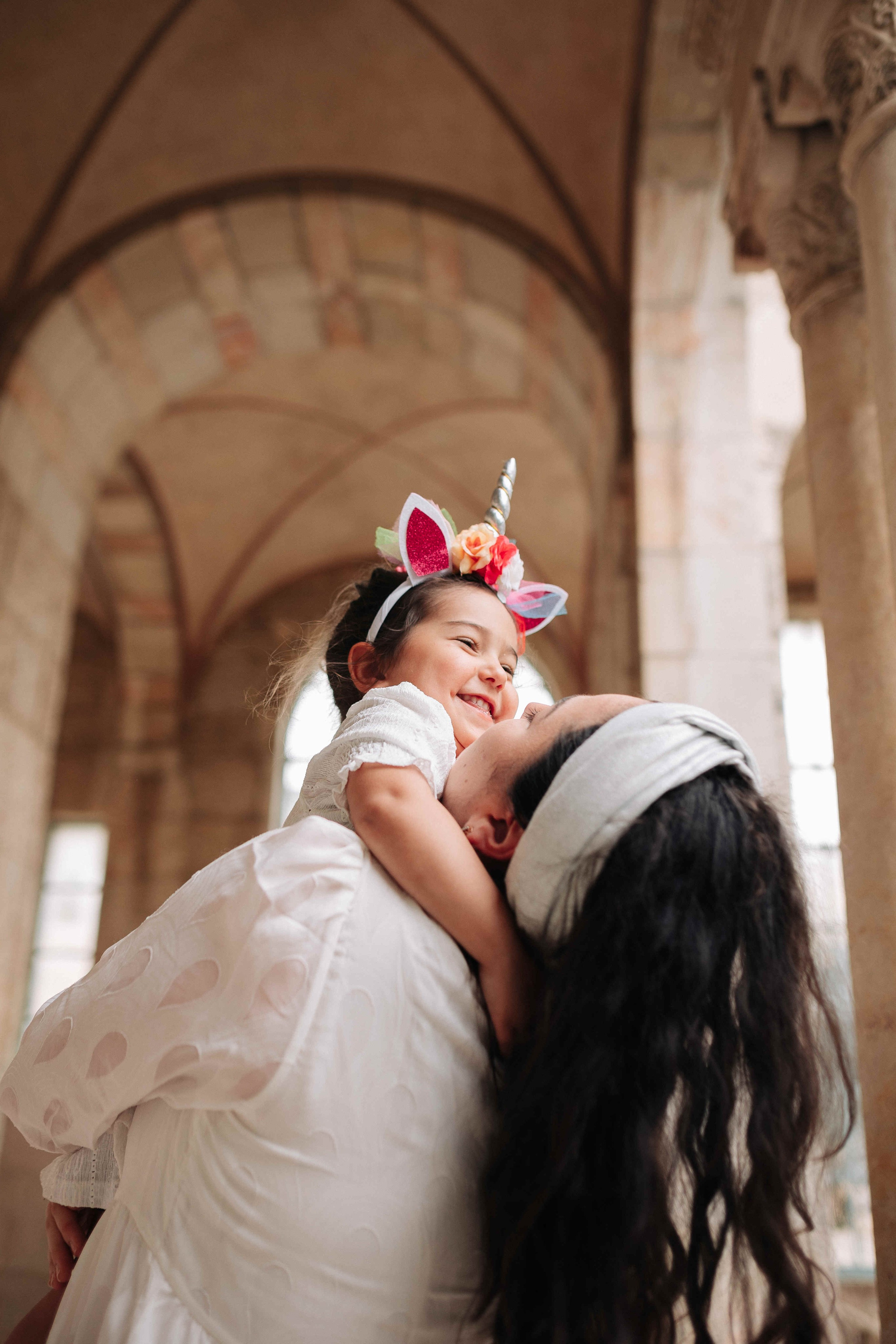 EXPECTING A BABY, JERUSALEM. PHOTOGRAPHER IN ISRAEL