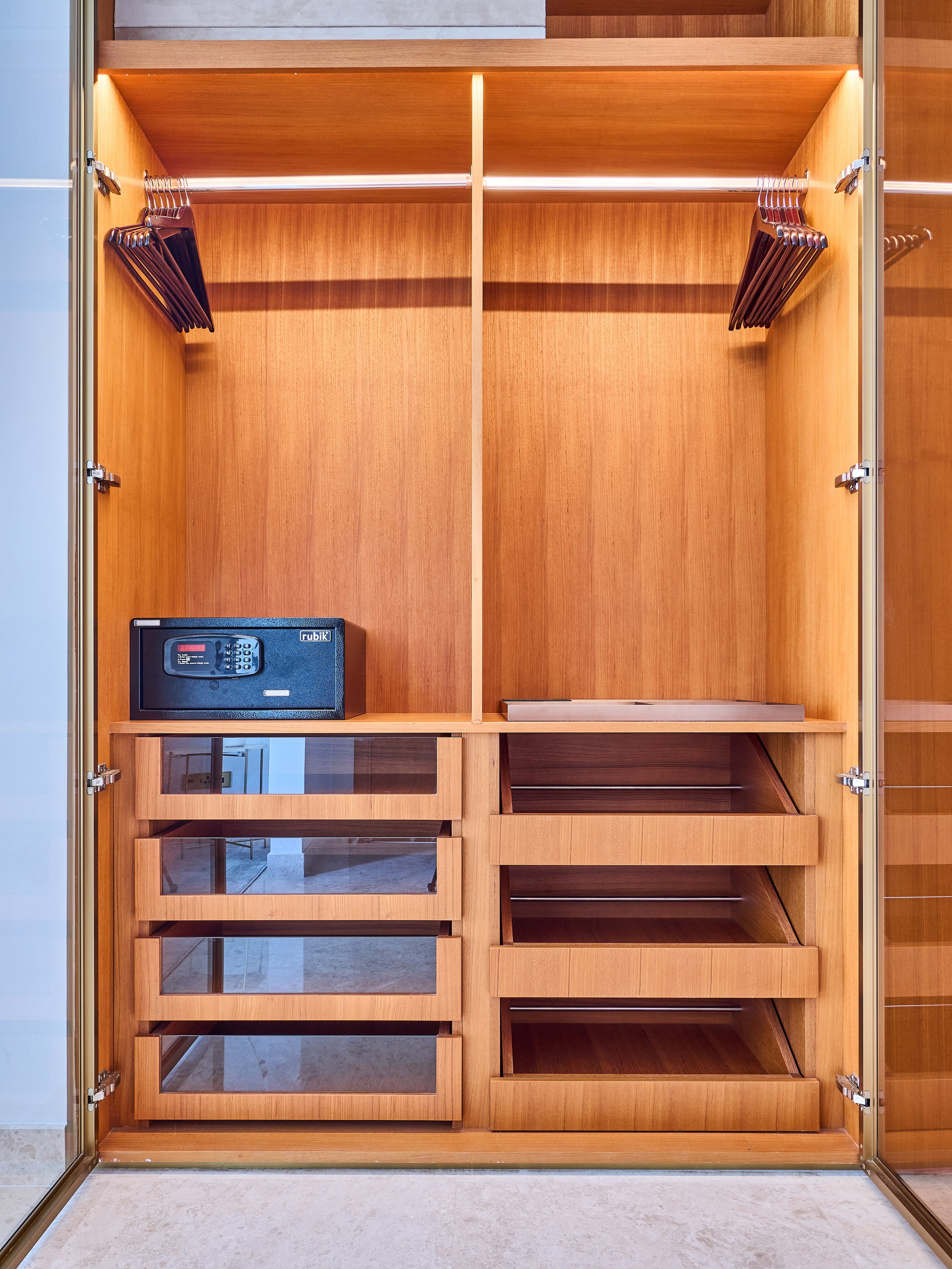 The Palm. Hotel Photographer in Dubai — Interiors & Commercial by Oleg Novikov