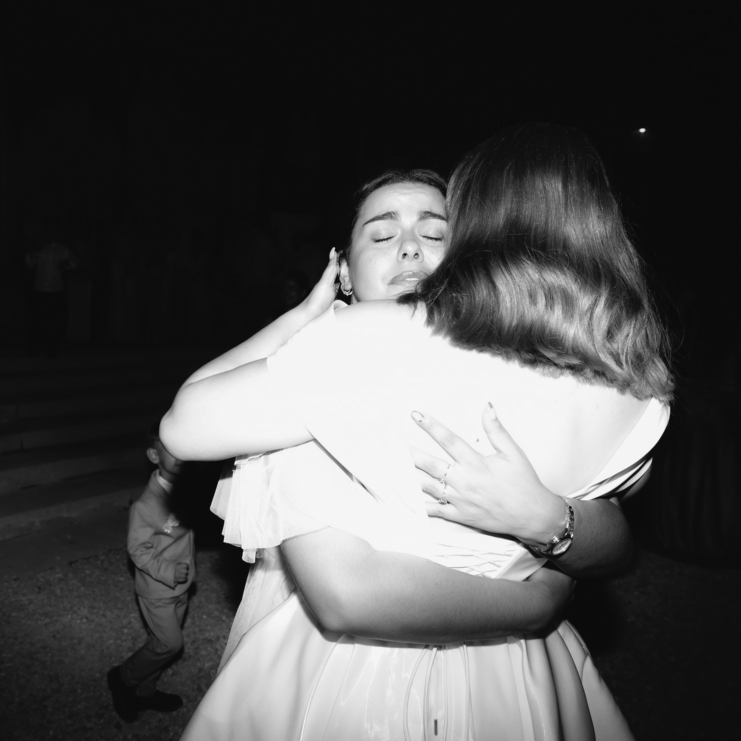 Seulement dans tes bras. Servicii Foto Video în Chișinău și Europa ID-Brothers