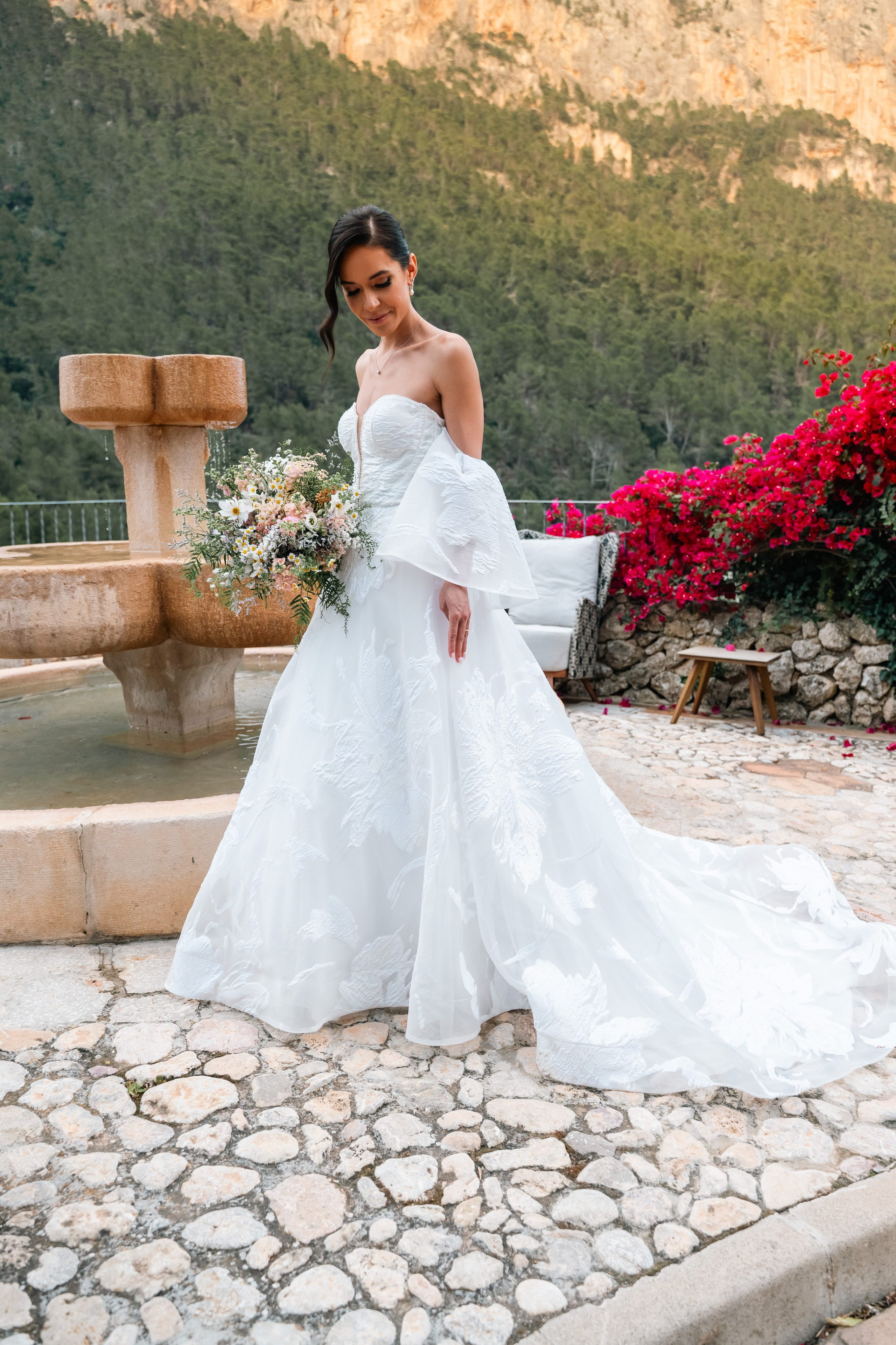 Sujeriry&Arya. Mallorca Weddings & Family – Natural & Emotional Photography