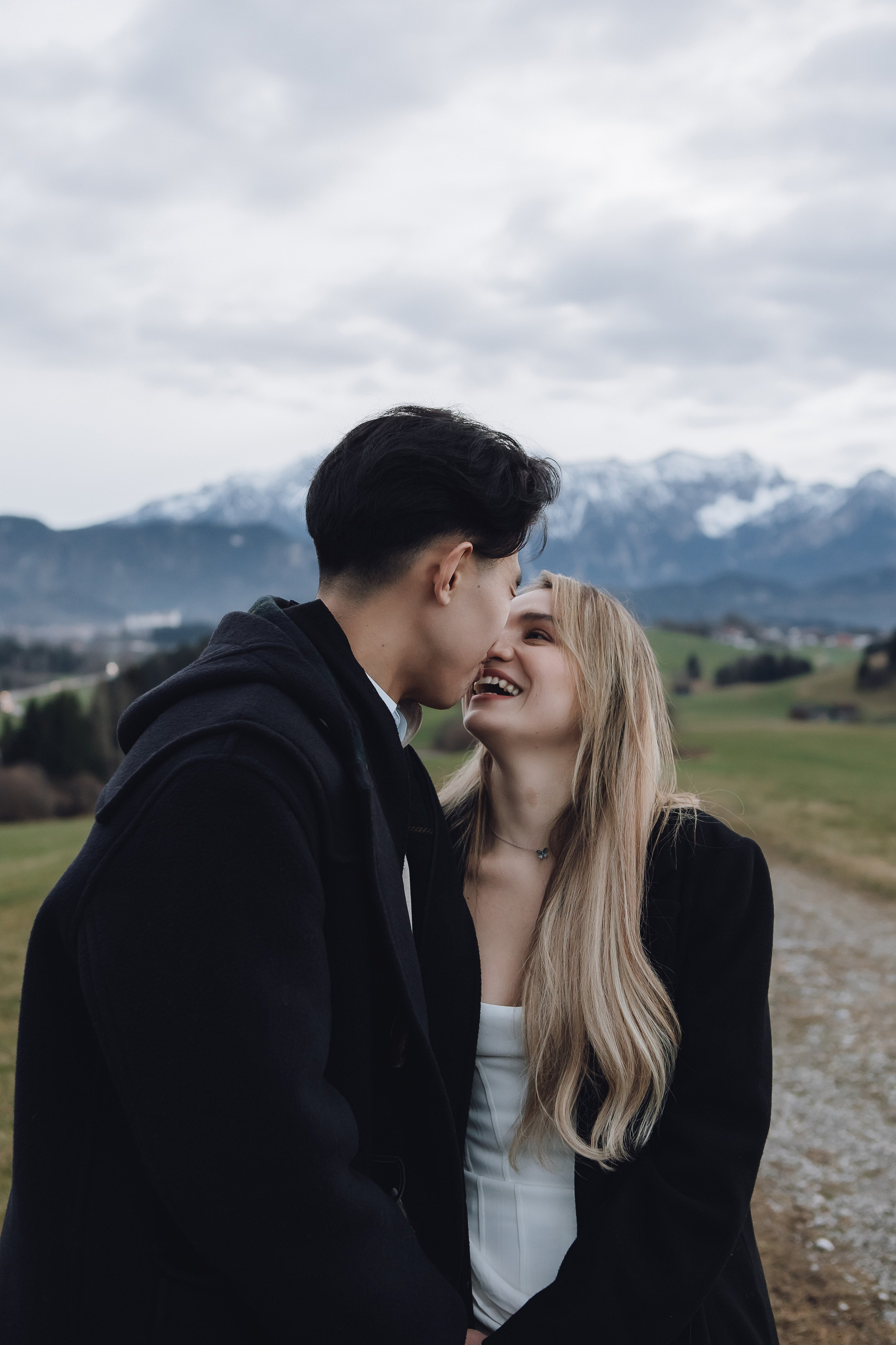 Love Story. Fotografin Larysa Chepurko| Füssen| Garmisch-Partenkirchen| Weilheim| Schongau| Murnau| München | Hochzeitsfotograf Füssen | Larysa Photo