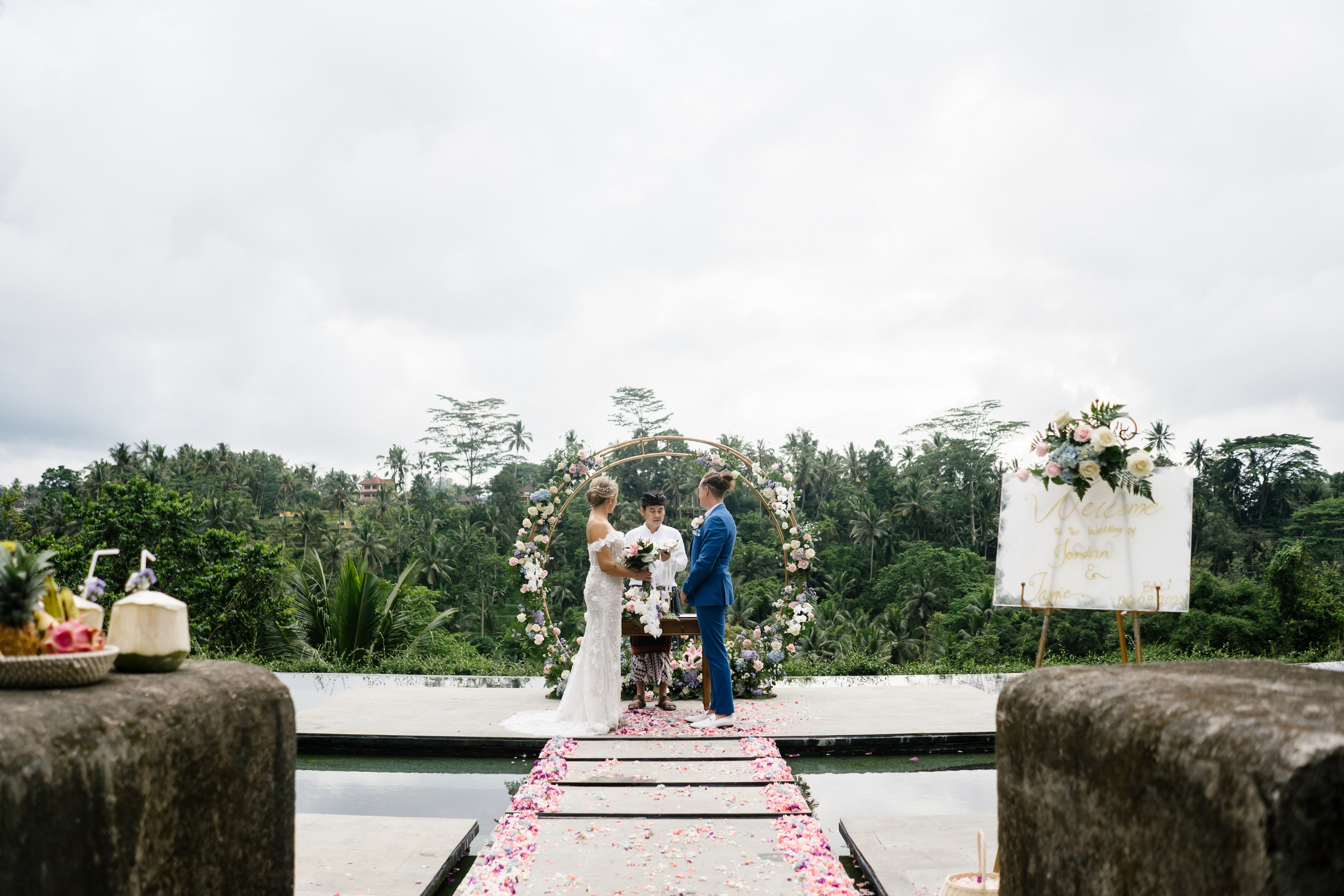 Jamie & Jordan. Female Photographer in Bali