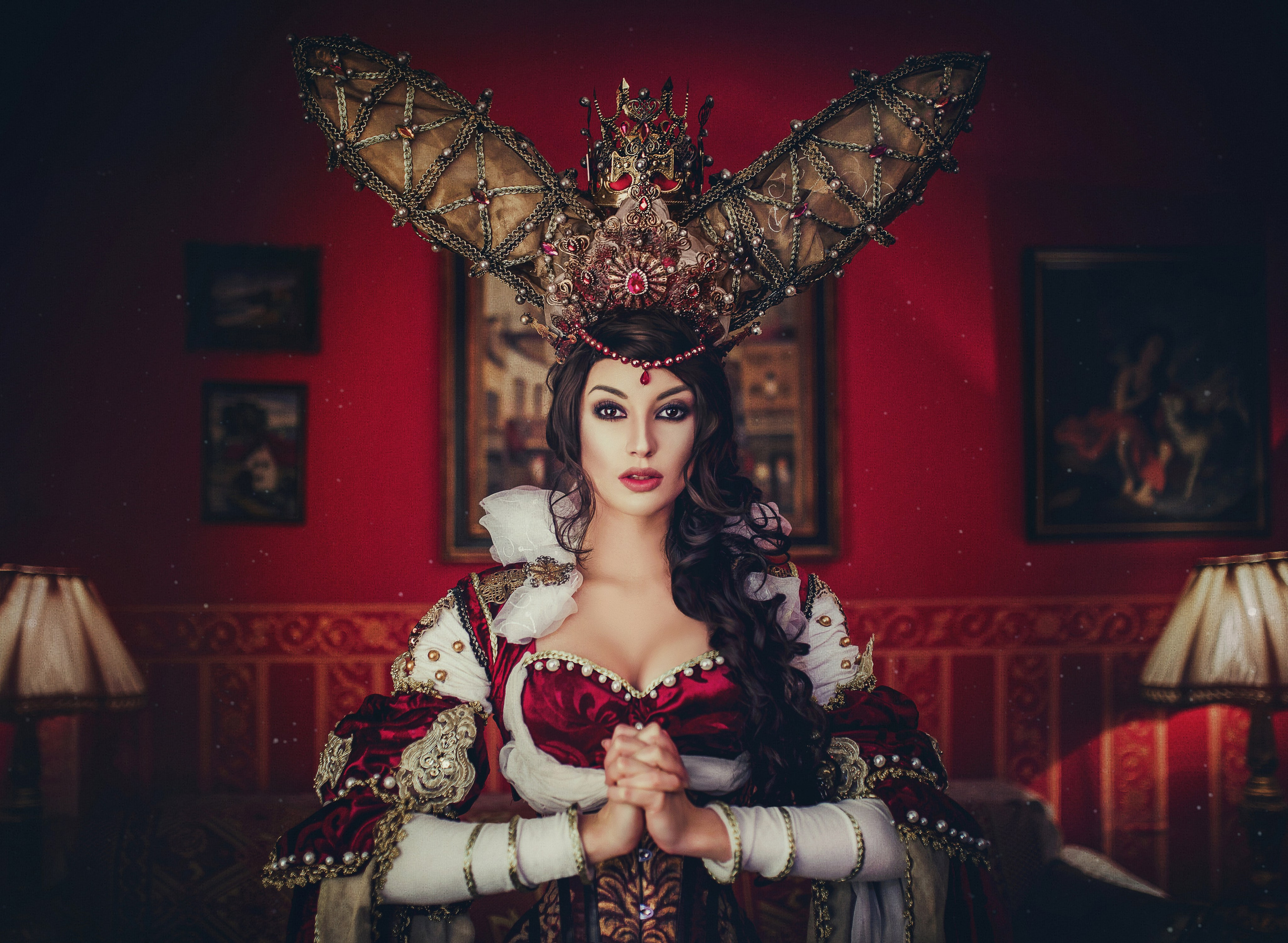 Fantasy cosplay portrait with dramatic studio lighting. Dark aesthetic cosplay photoshoot in Belgrade. Creative fantasy character photography in Serbia