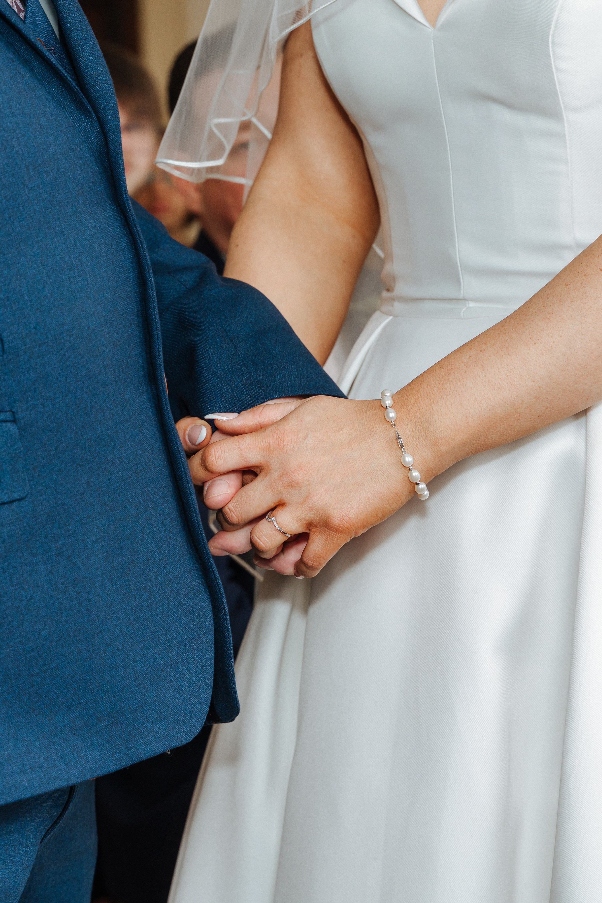 Luke and Nicola’s wedding at Danson House. Photographer in England Ekaterina Romanova