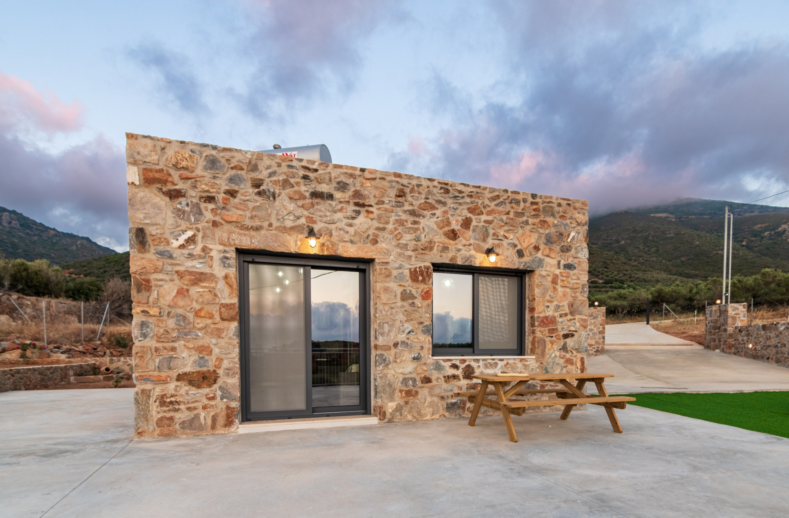 The Rock House. Photograper in Chania, Crete