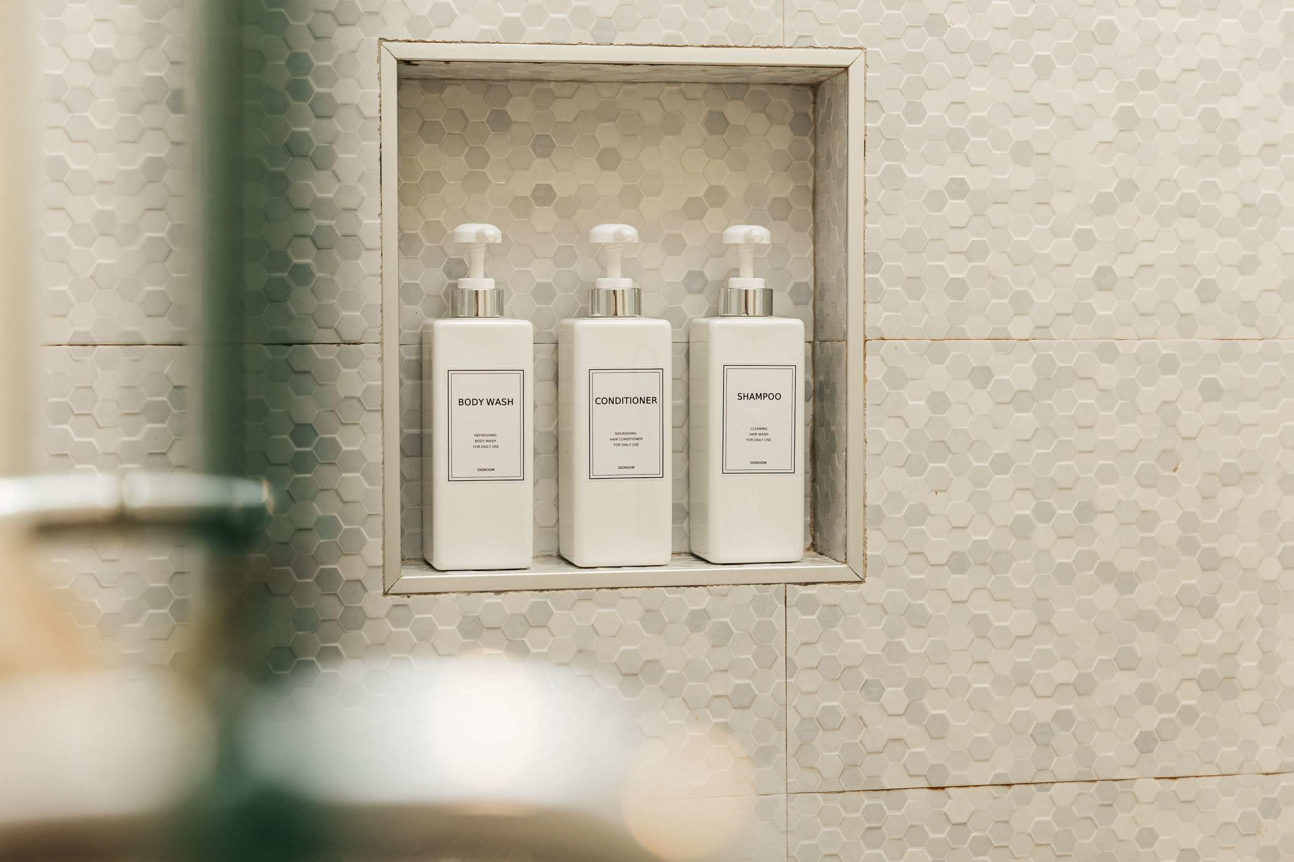 Appearance Apartments. Photographer Andrei White