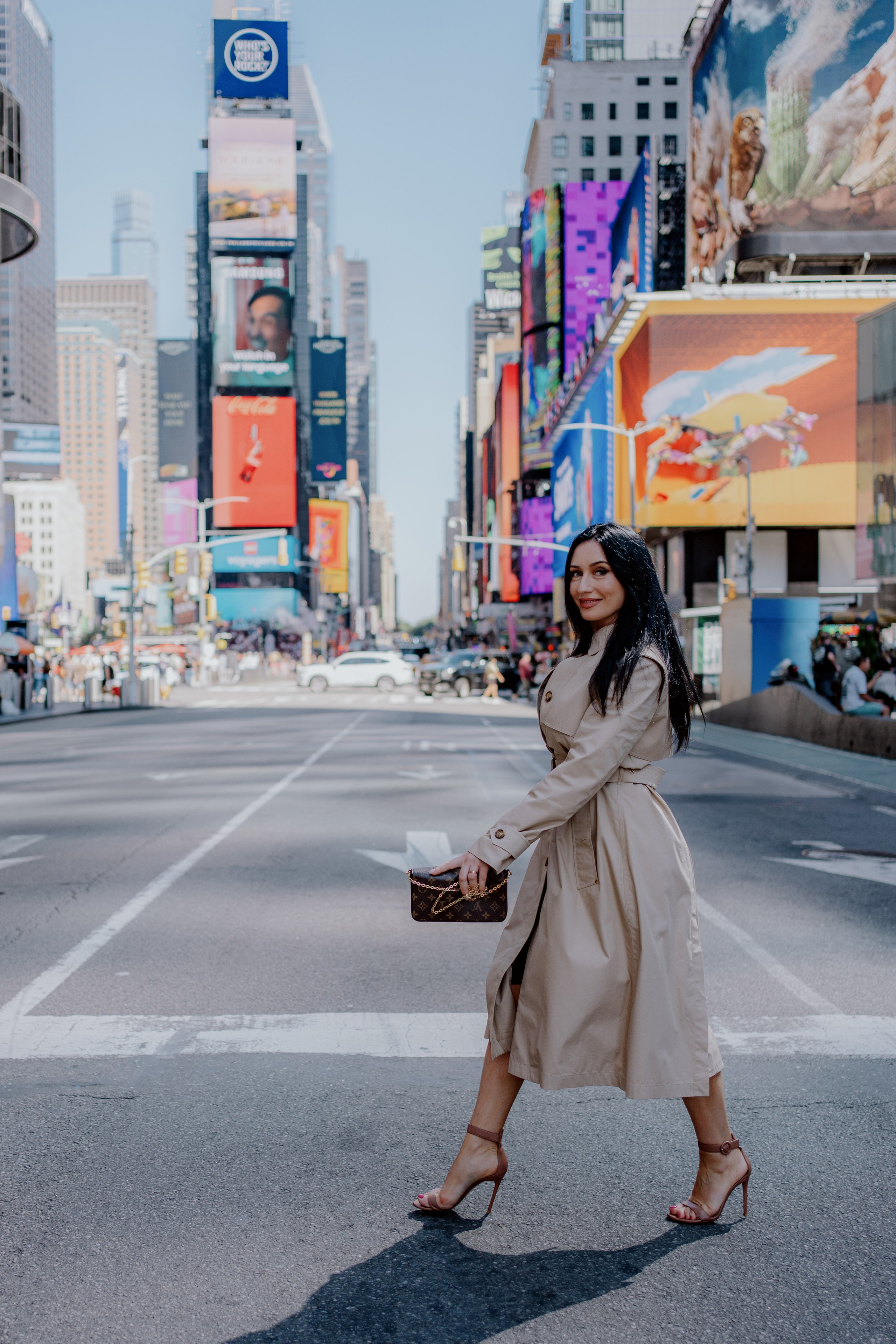 Madalina. Videographer and photographer in New York // MAKAROV.VIDEO