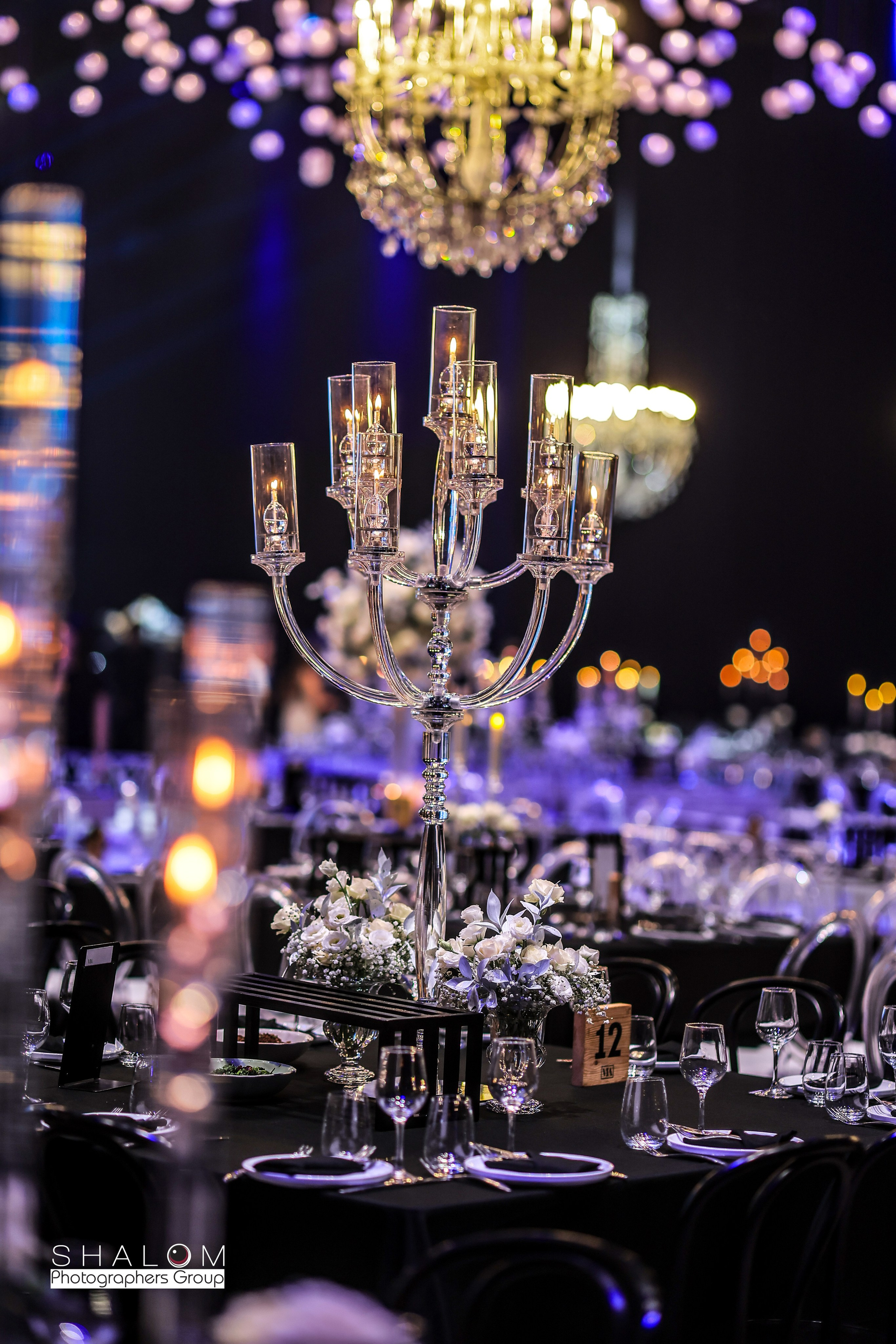 VIA / BASICO. Wedding and events photographers Studio Shalom