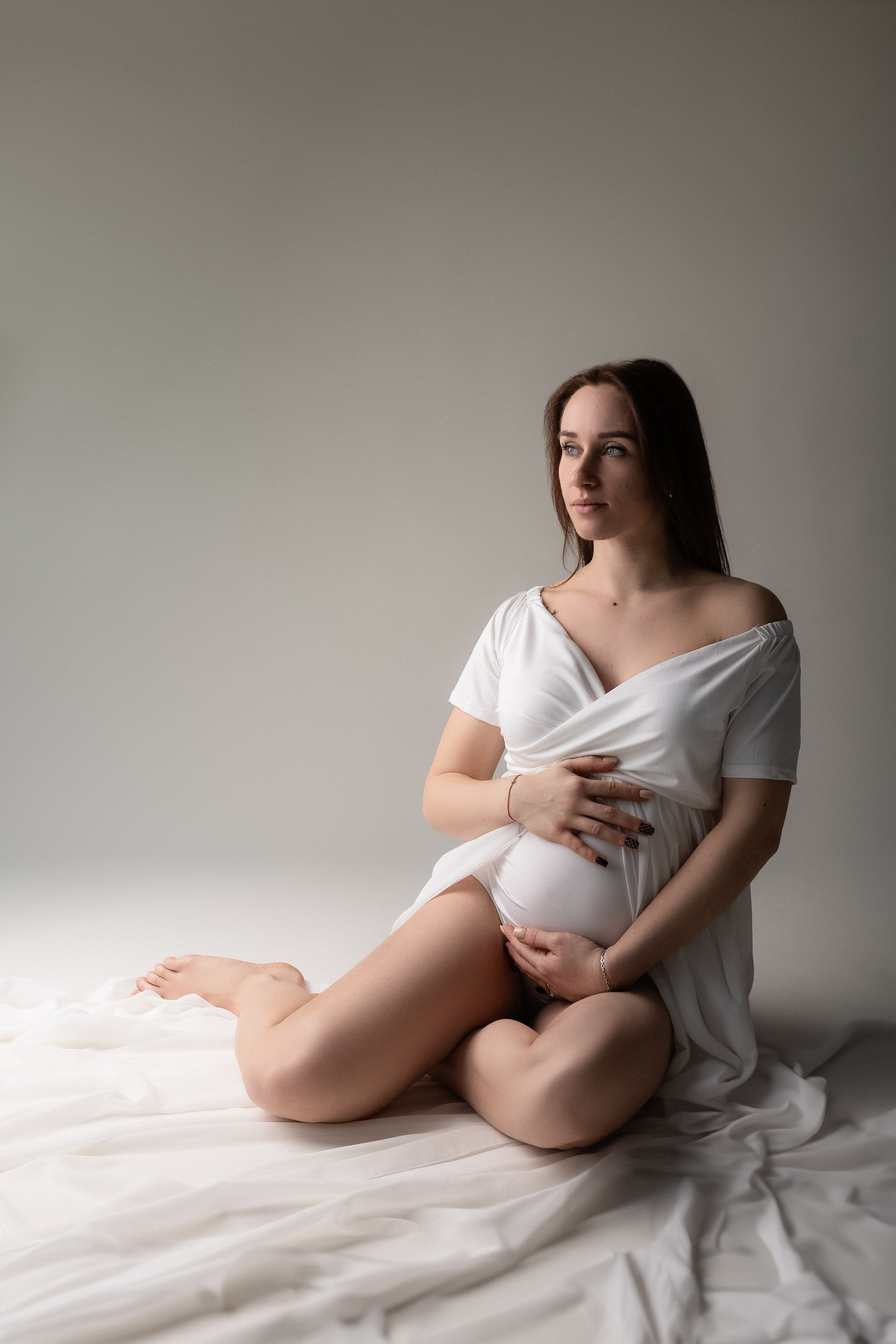 Laukimo (nėščiosios) fotosesija Marijampolėje, fotostudijoje