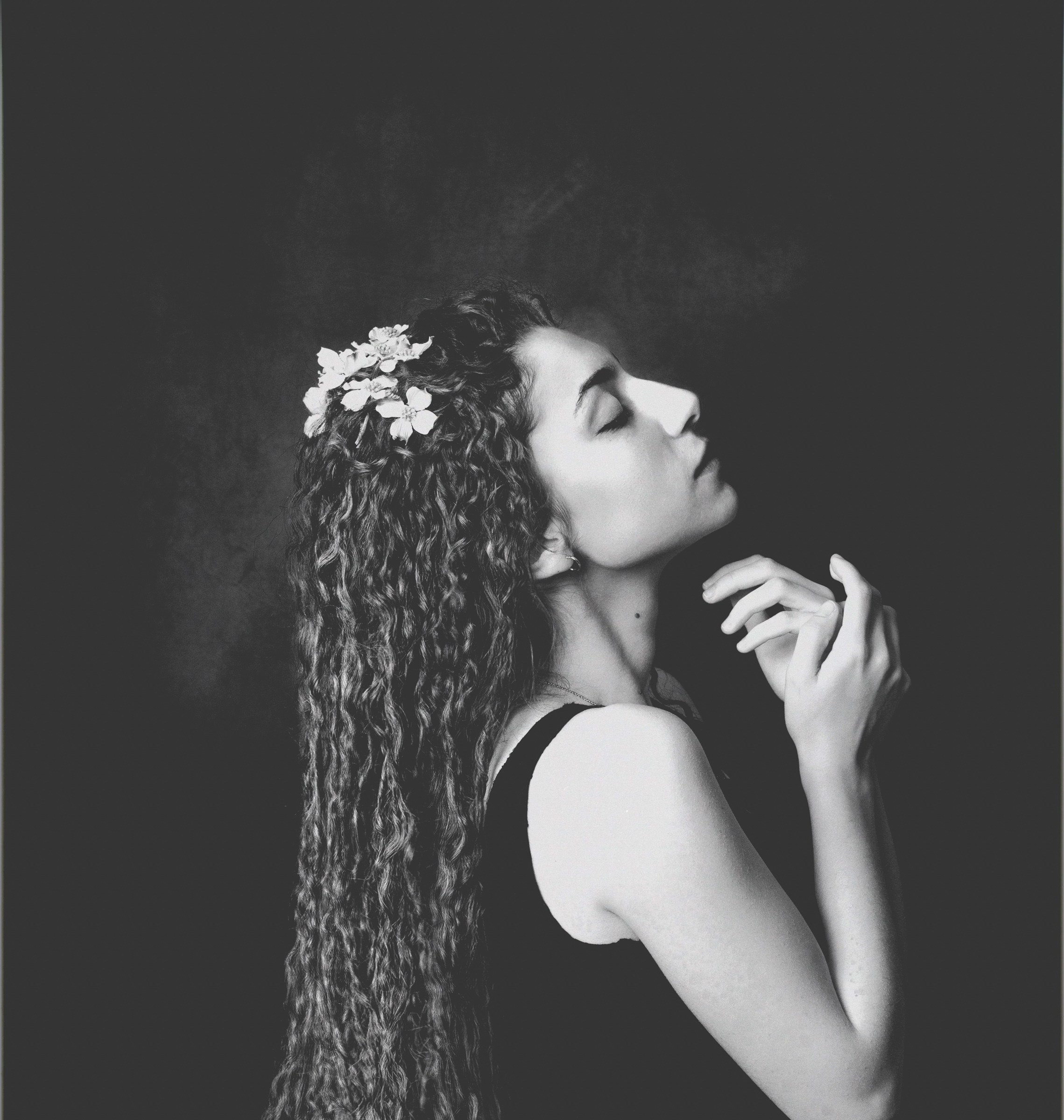 Sessioni fotografiche eleganti foto ritratti Milano. Maria Cristina Casati Fotografa di Ritratto Donna e Maternità a Milano — CityLife