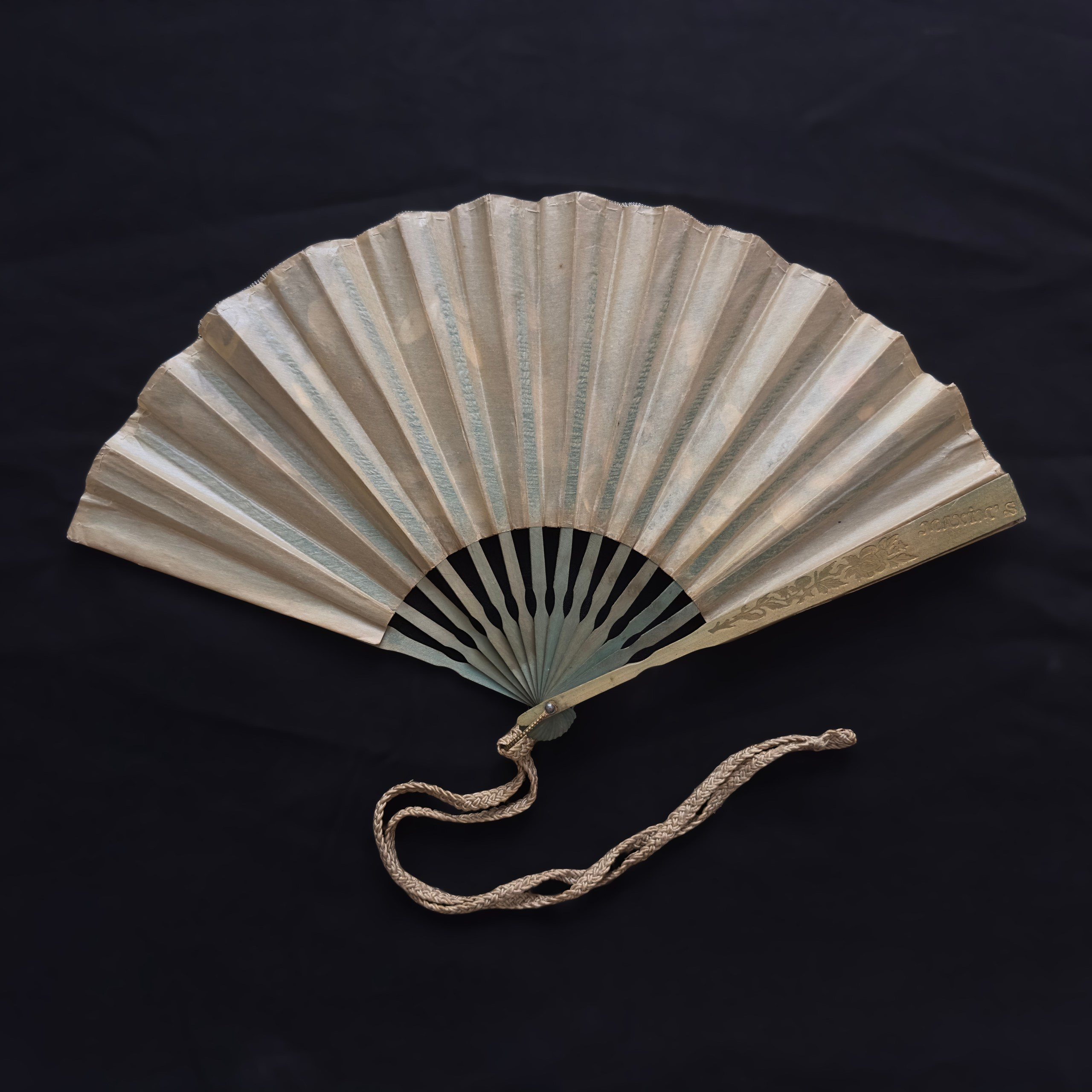 Paperfan2. Современнные и актикварные украшения в Барселоне, Москве и Санкт-Петербурге