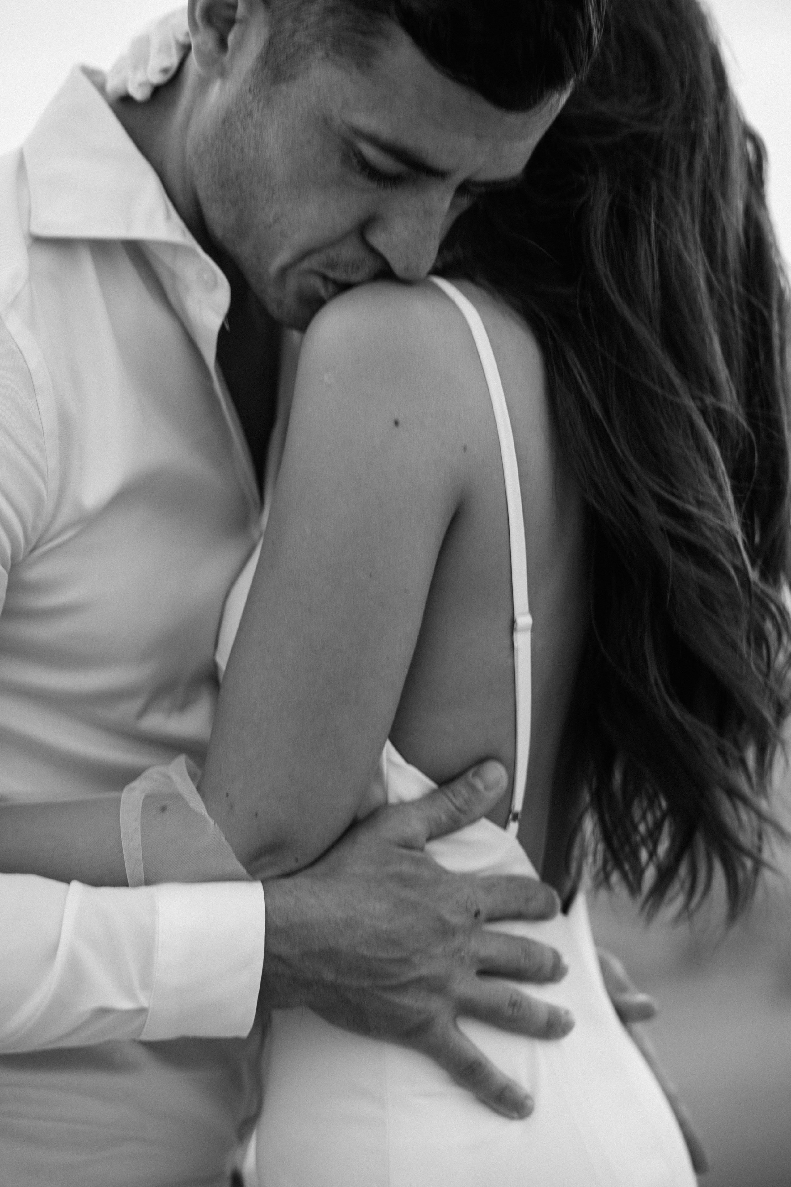 Irina & Victor. Photographer Alina Sparrow
