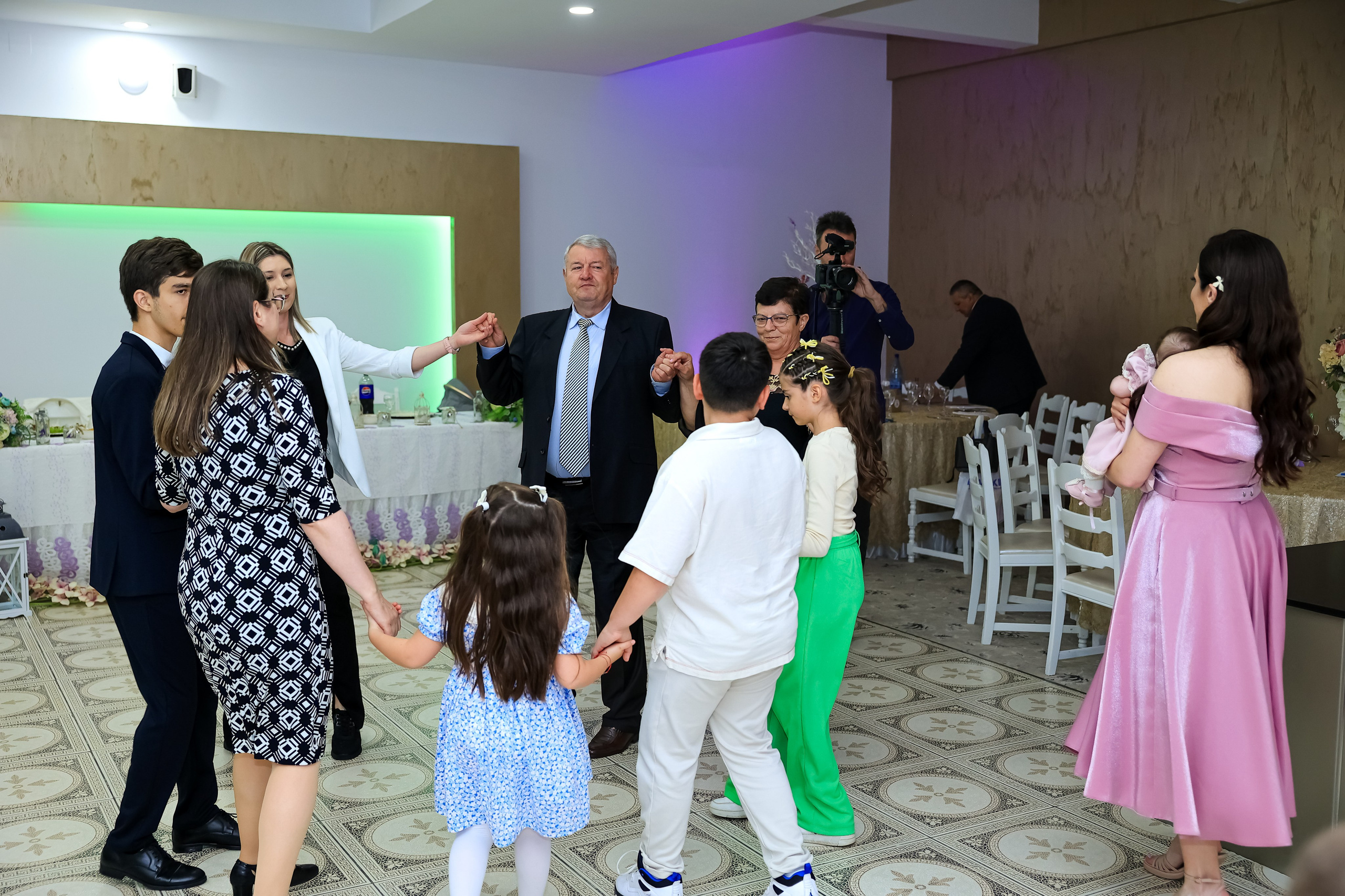 Iris Stefania. Moments By Gub