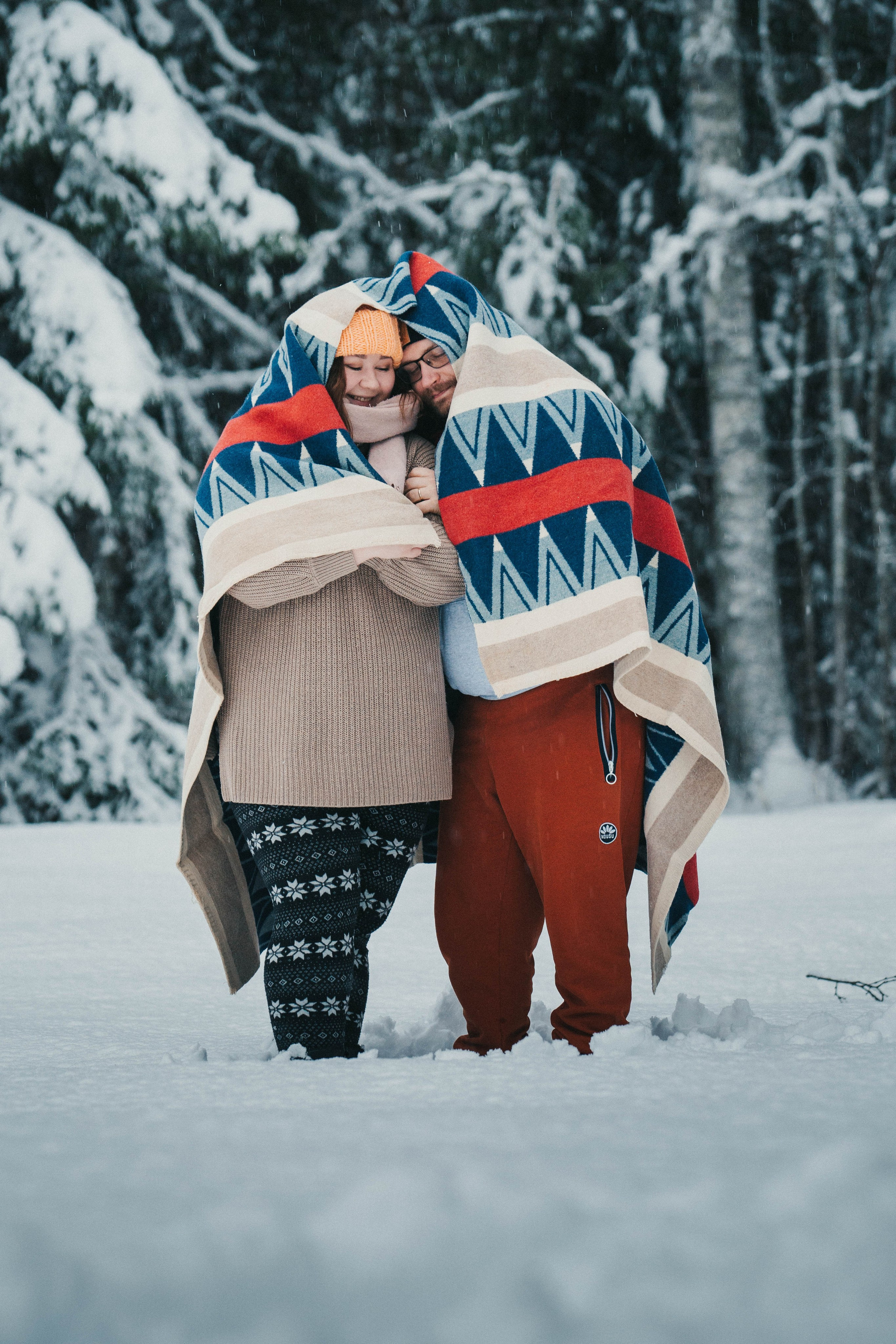 Hääkuvaus Kuopiossa Valmistujaiskuvaus  Ristiäiskuvaus Valokuvaaja. VEKE MEDIA