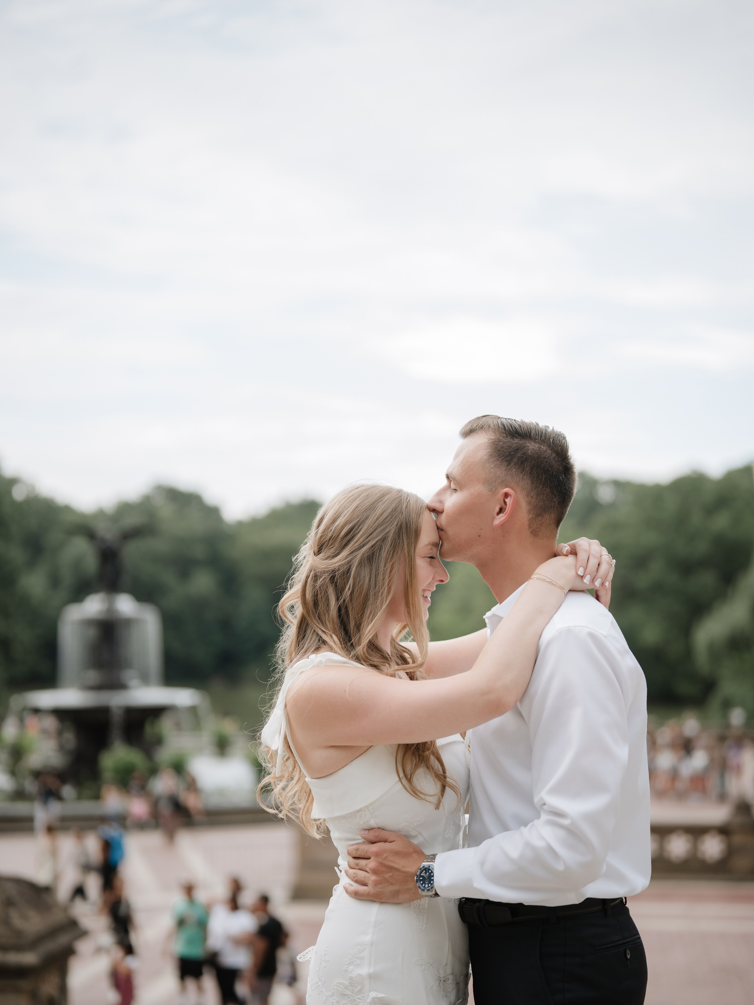 Engagement in Central Park. Portrait and wedding photographer in New York