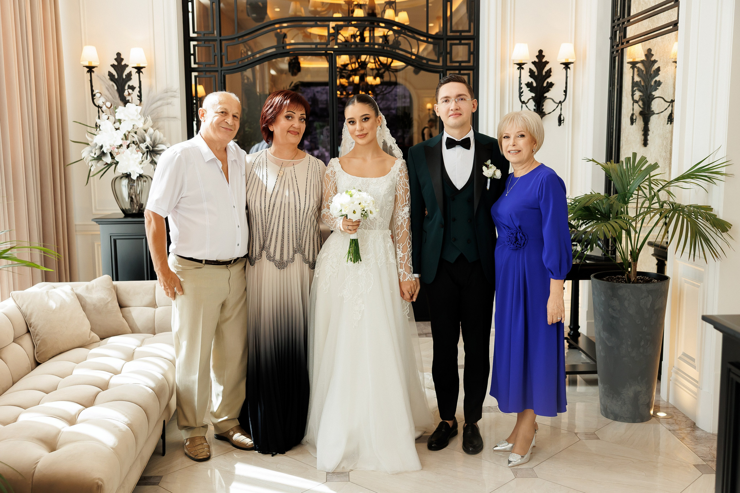 Serghei & Erica — Queen Residence. Servicii Foto și Video 067188353