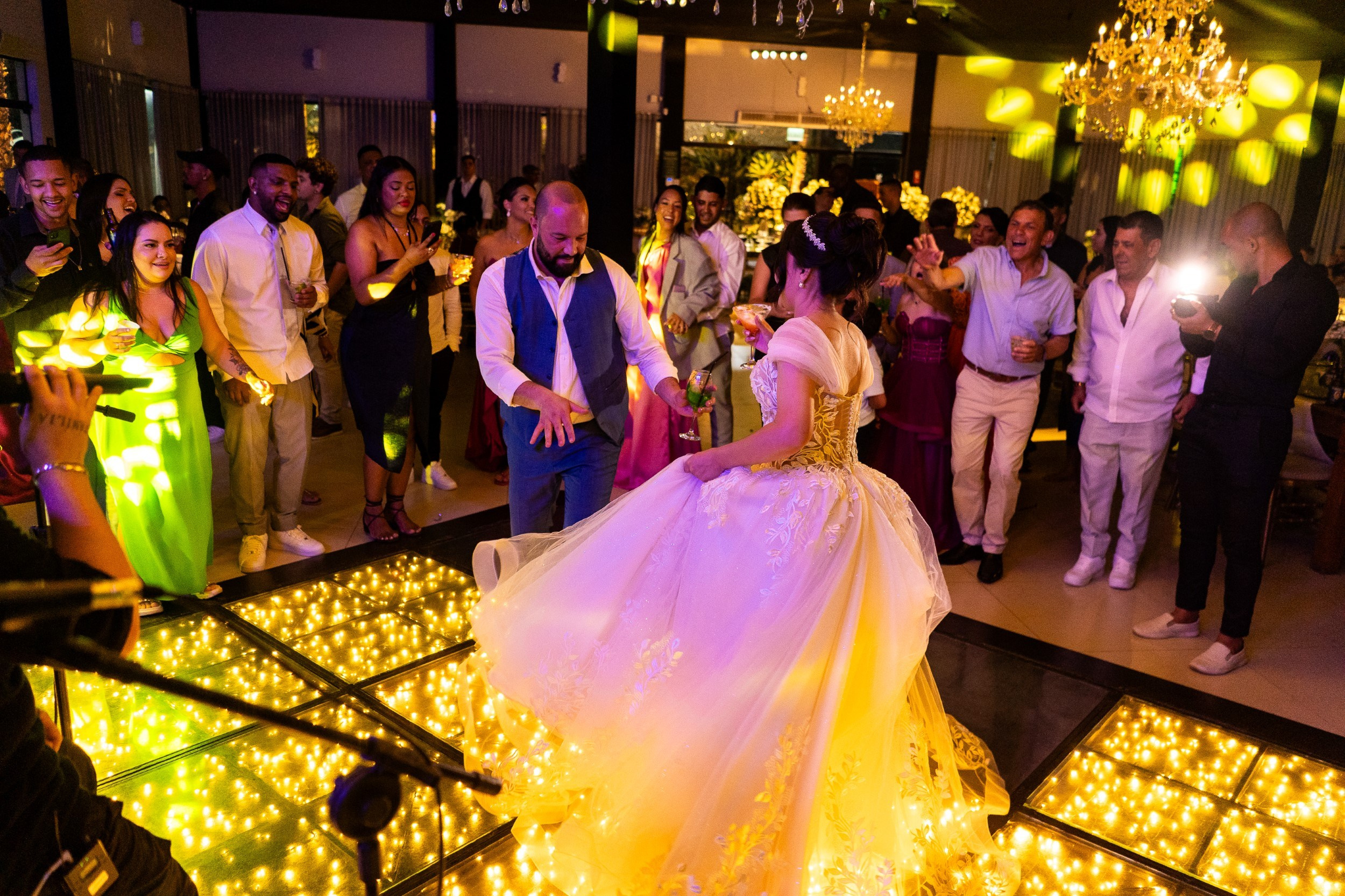Casamento Aliriane e Willian — Novo Horizonte. Fotógrafo de casamento e Filmmaker de casamento