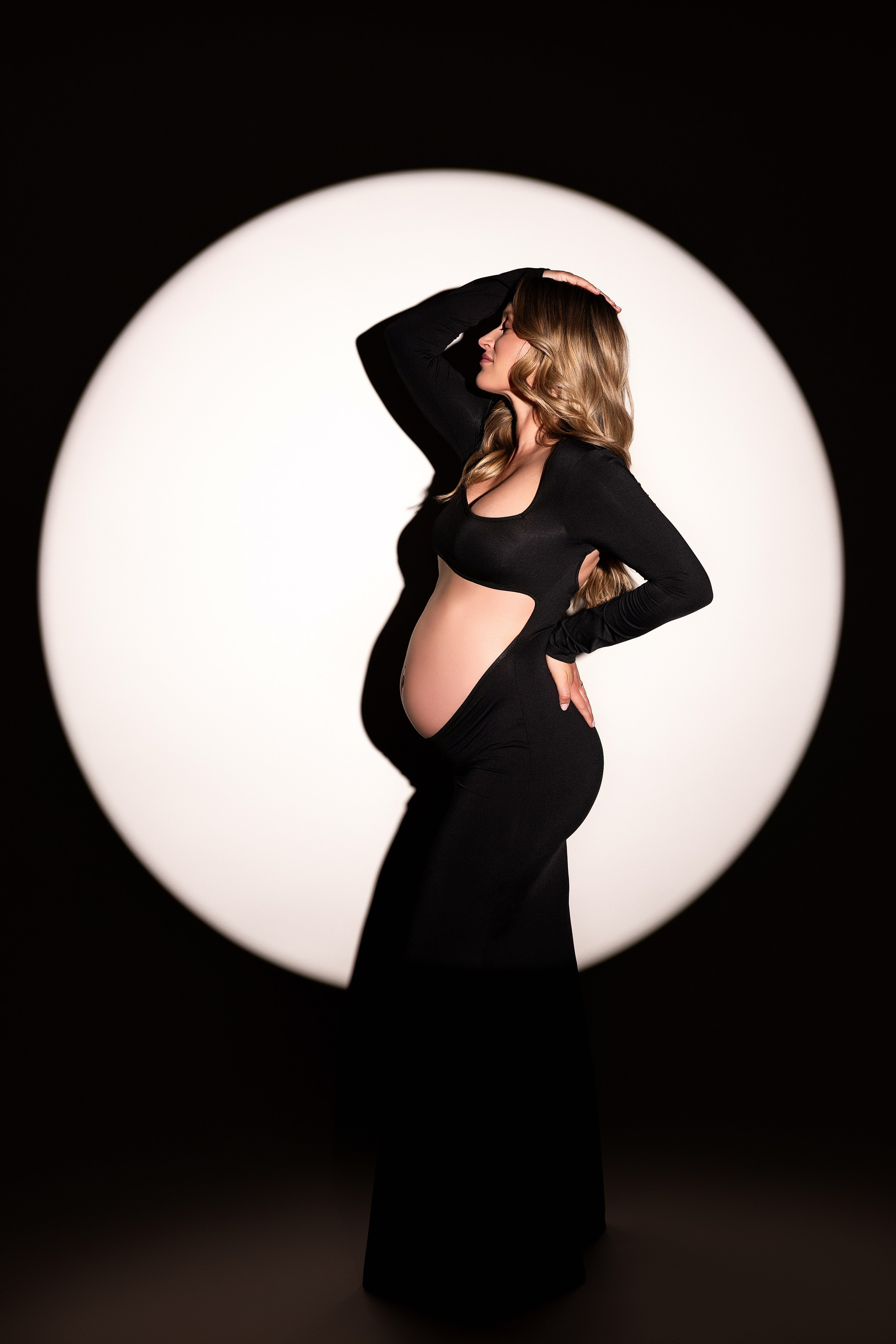 Babybauch. Neugeborene- Schwangerschaft- und Kinder Fotografin in Lehre