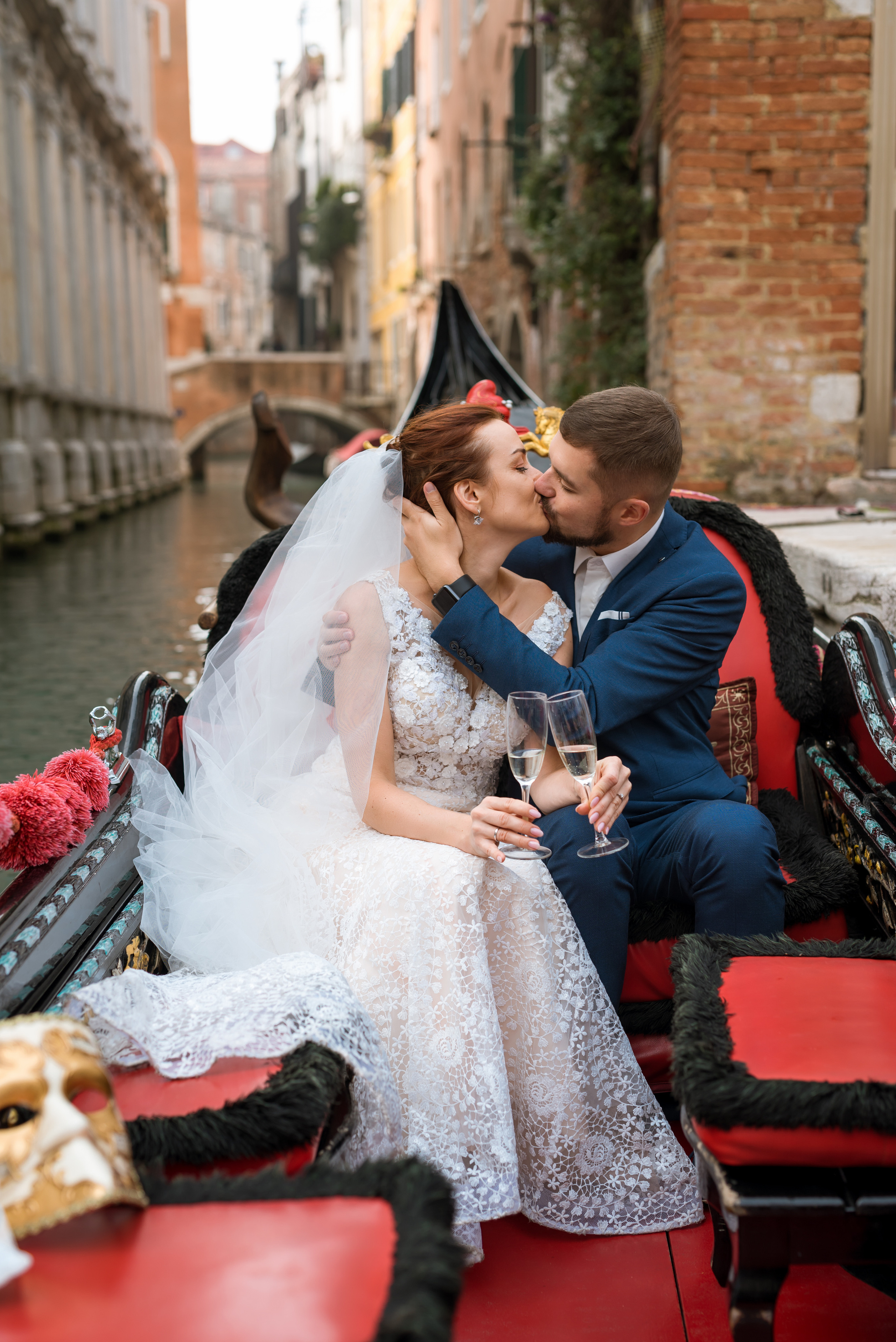 Photoshoot in gondola. Фотограф в Венеции Anna Terzi