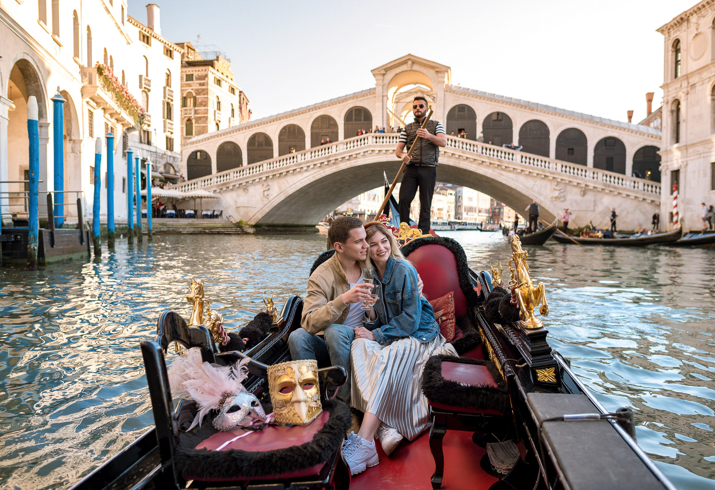 Photoshoot in gondola. Фотограф в Венеции Anna Terzi