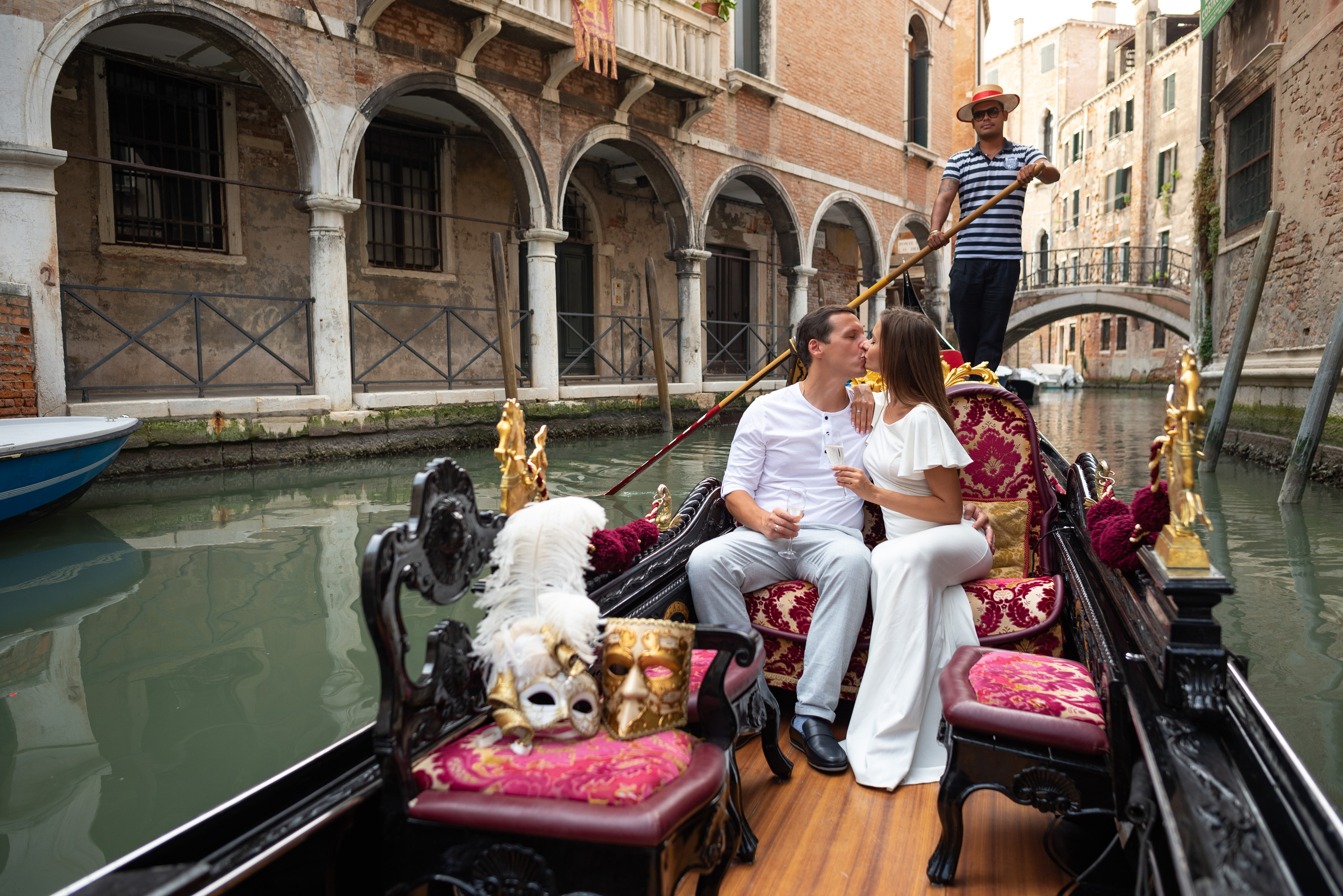 Photoshoot in gondola. Фотограф в Венеции Anna Terzi