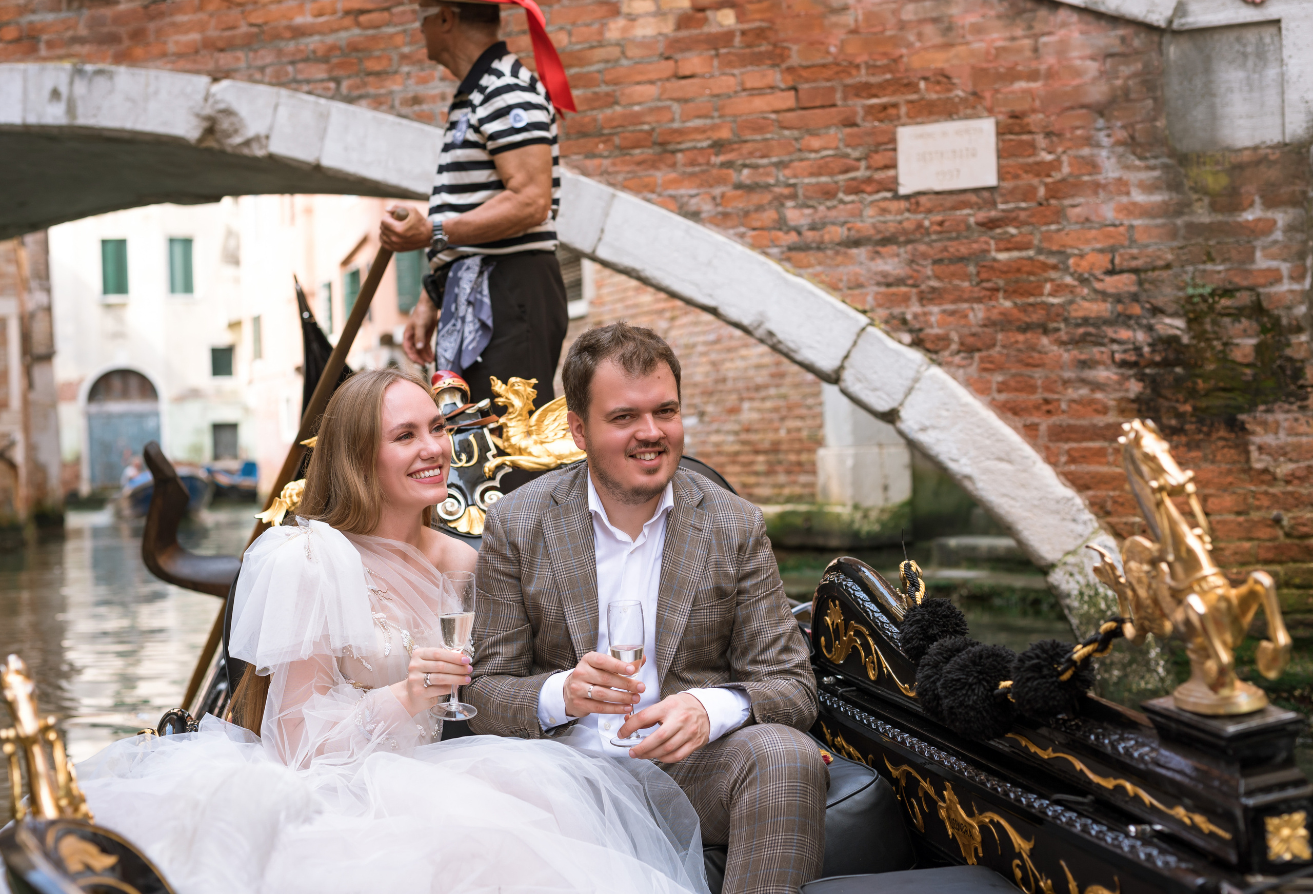 Photoshoot in gondola. Фотограф в Венеции Anna Terzi