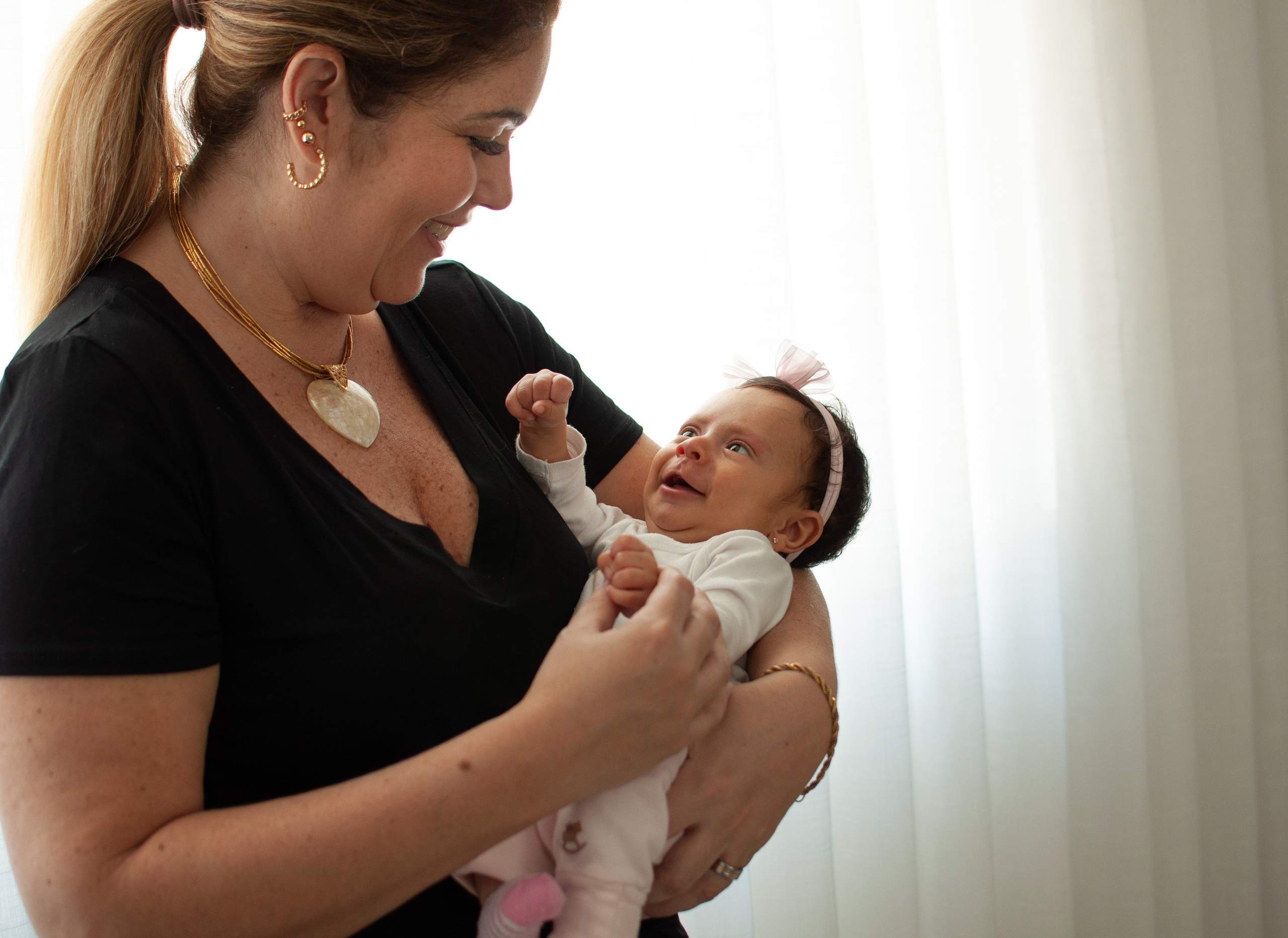 Carolzinha 2 meses. Fotografia artistica, corporativa, familia em São Paulo