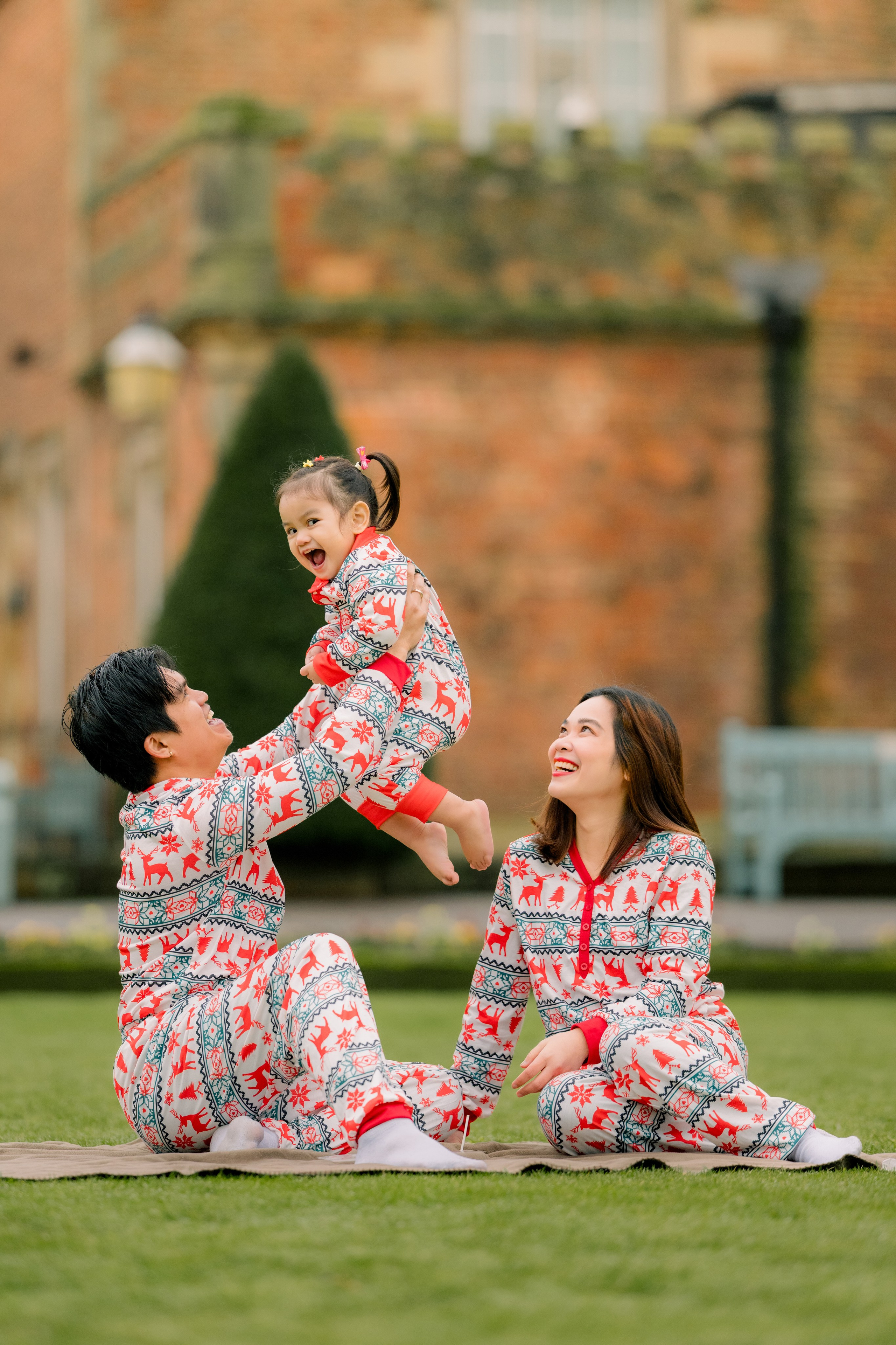 Maturan Family. CSR Photography