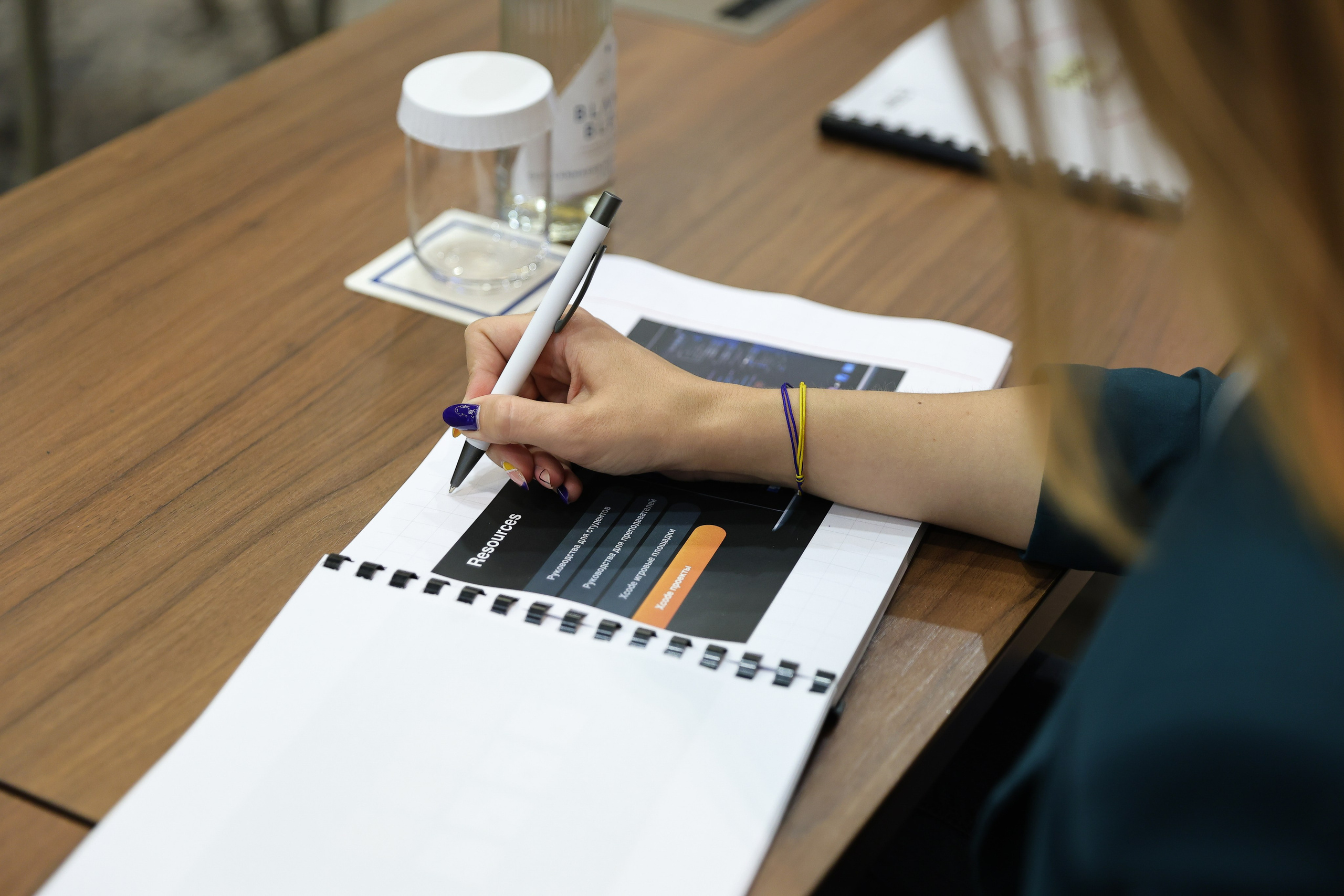 Презентация Apple education Uzbekiston. Создает увлекательные учебные материалы. Профессиональная Фото-Видео Студия Геннадия Нестеренко | Ташкент и Весь Узбекистан