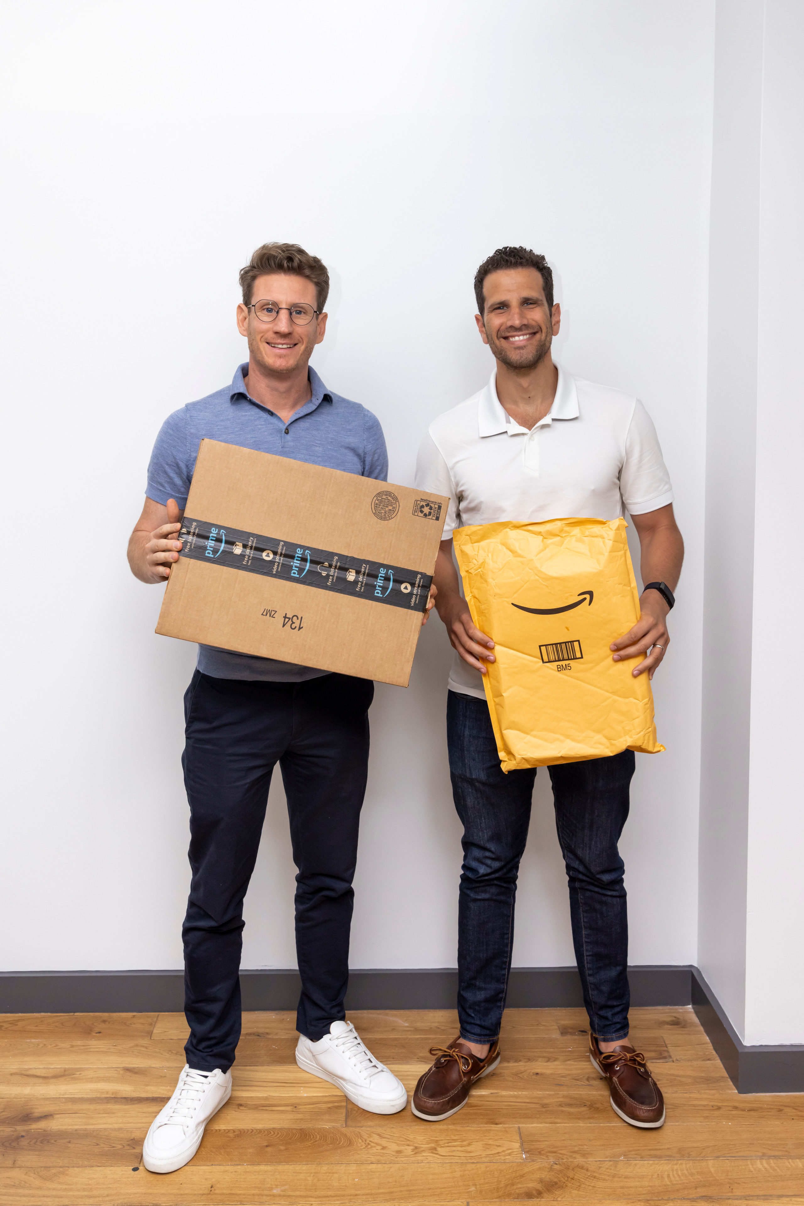 Corporate Events. Wedding and Event photography, Kisses + Veil