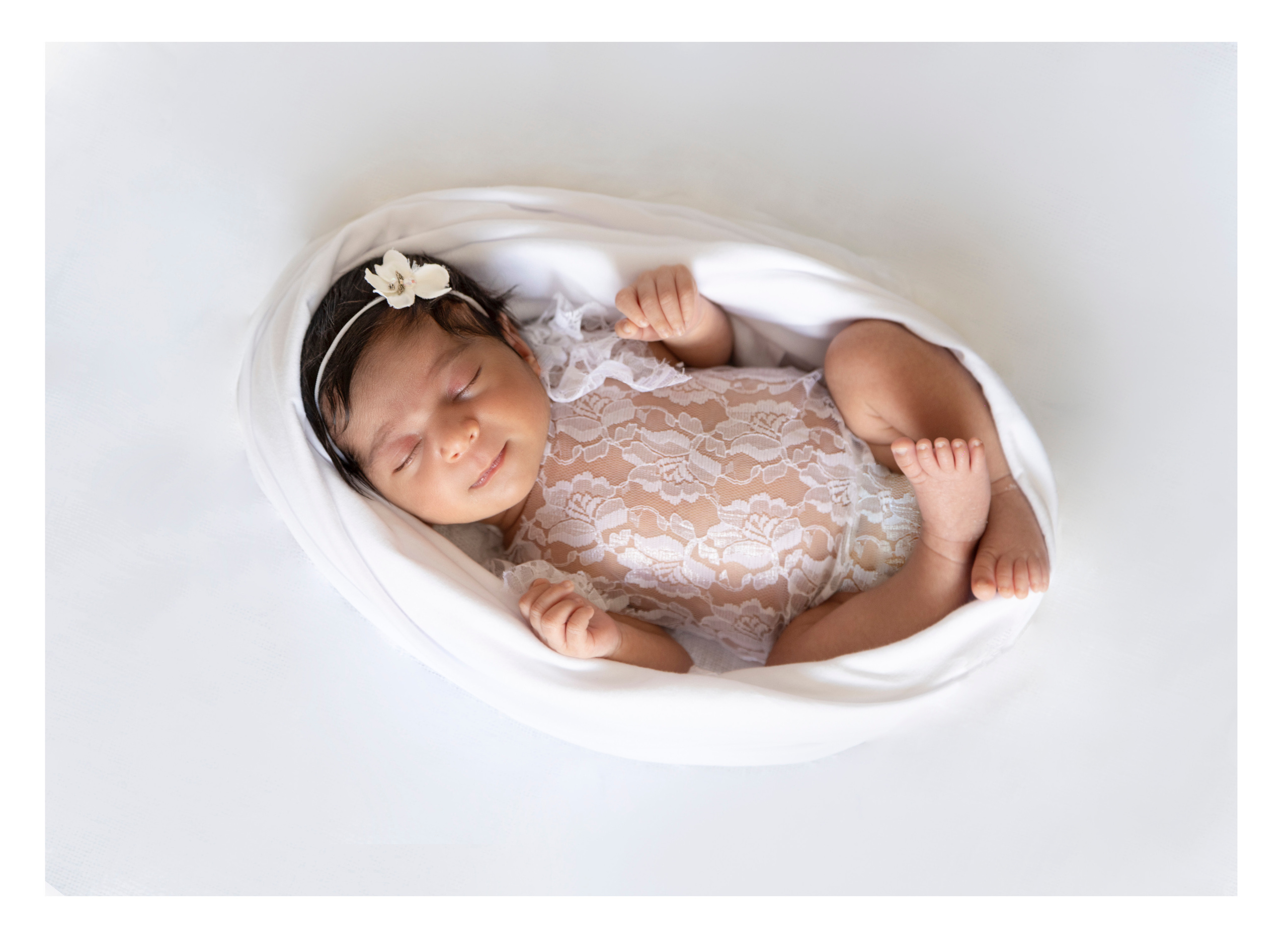 Newborn | Family | Maternity. Wedding and Event photography, Kisses + Veil