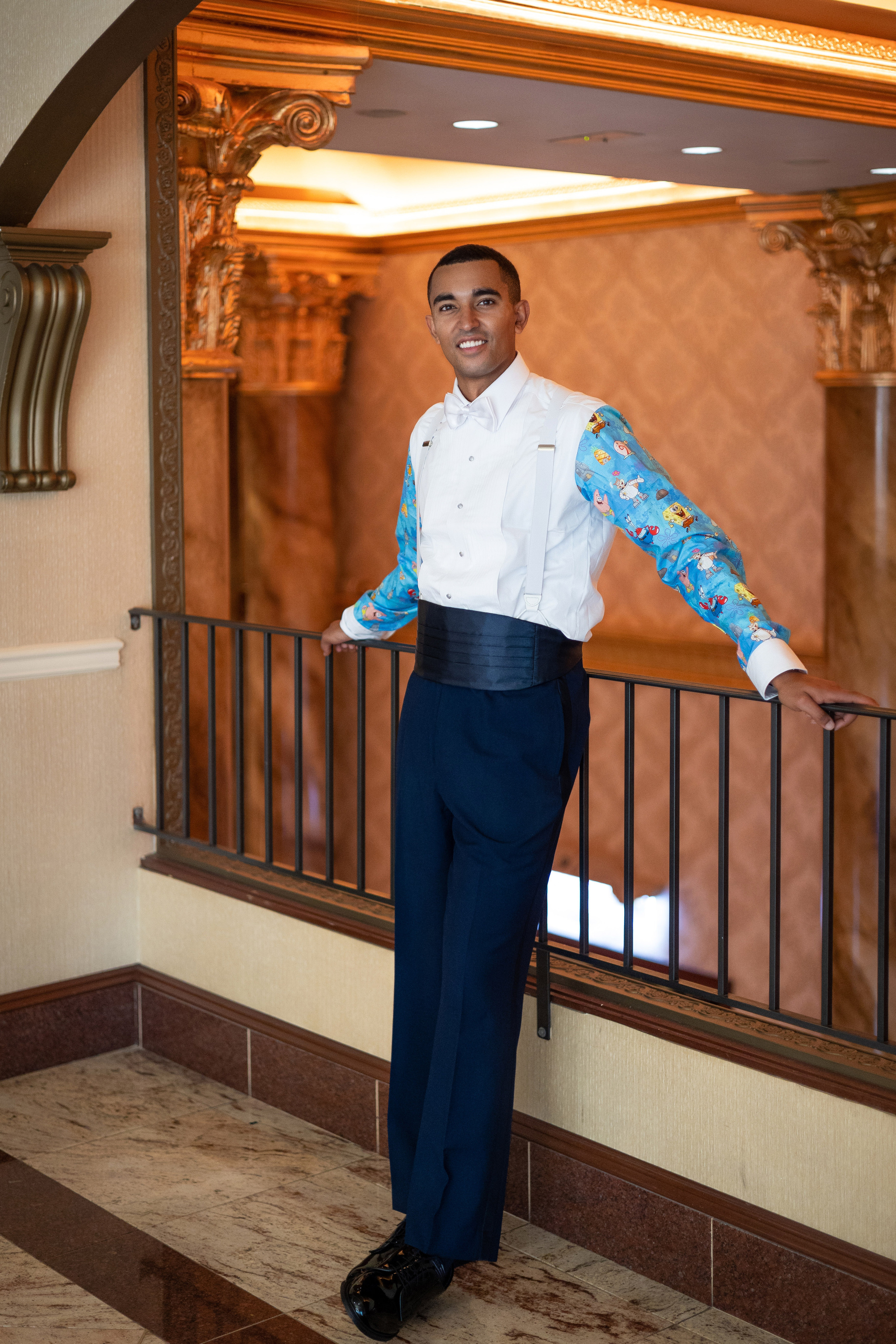 Ester & Conner. Wedding and Event photography, Kisses + Veil