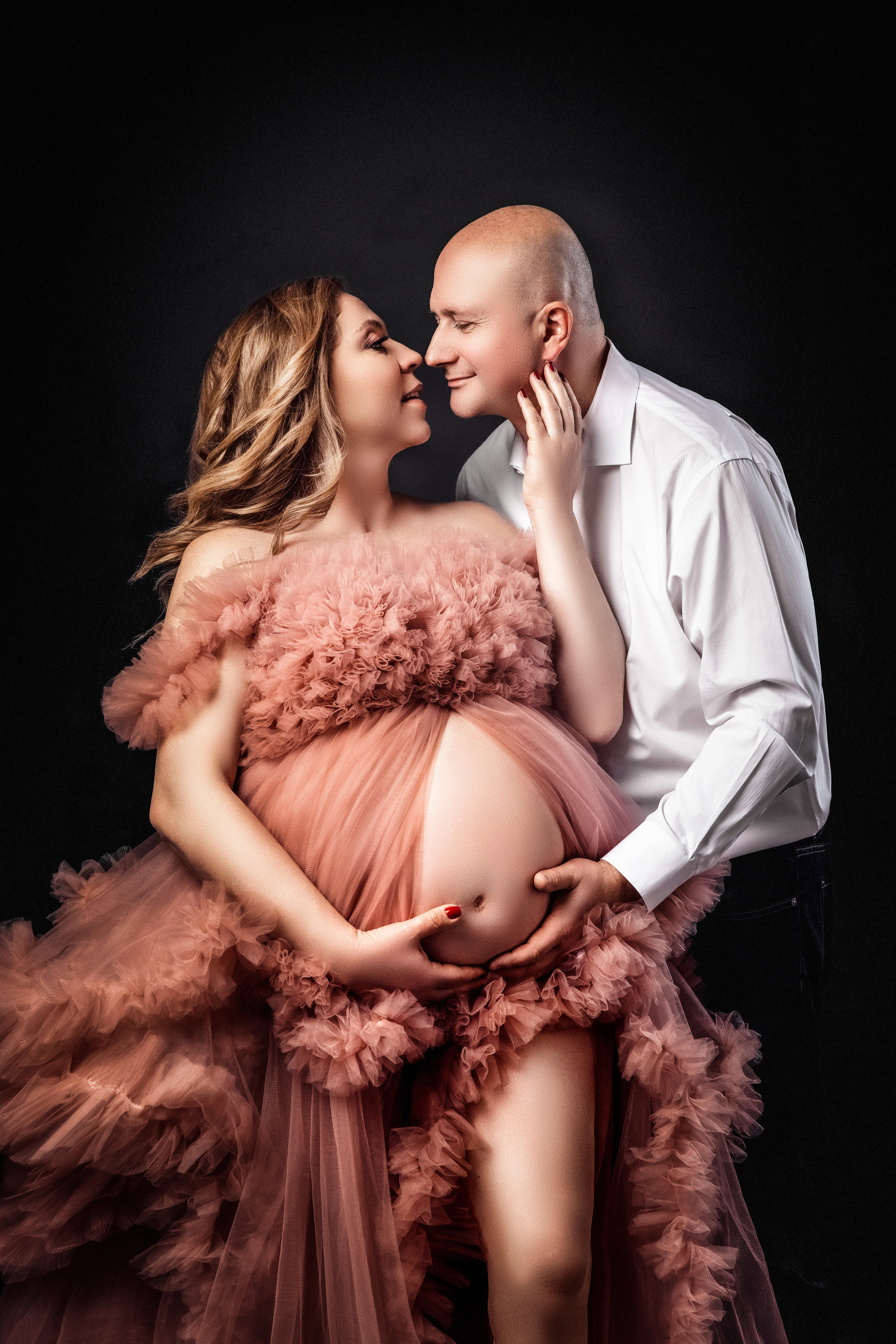 Newborn | Family | Maternity. Wedding and Event photography, Kisses + Veil