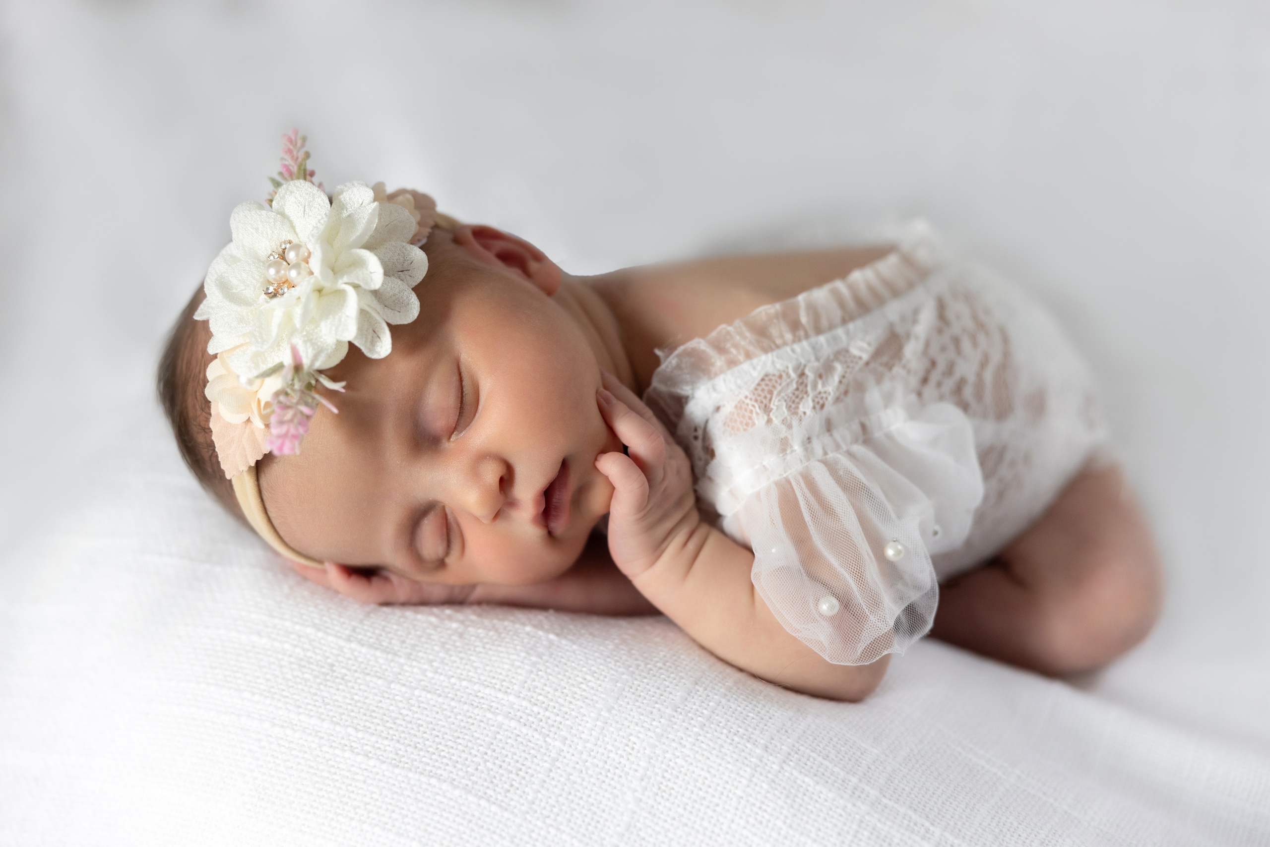 Newborn | Family | Maternity. Wedding and Event photography, Kisses + Veil