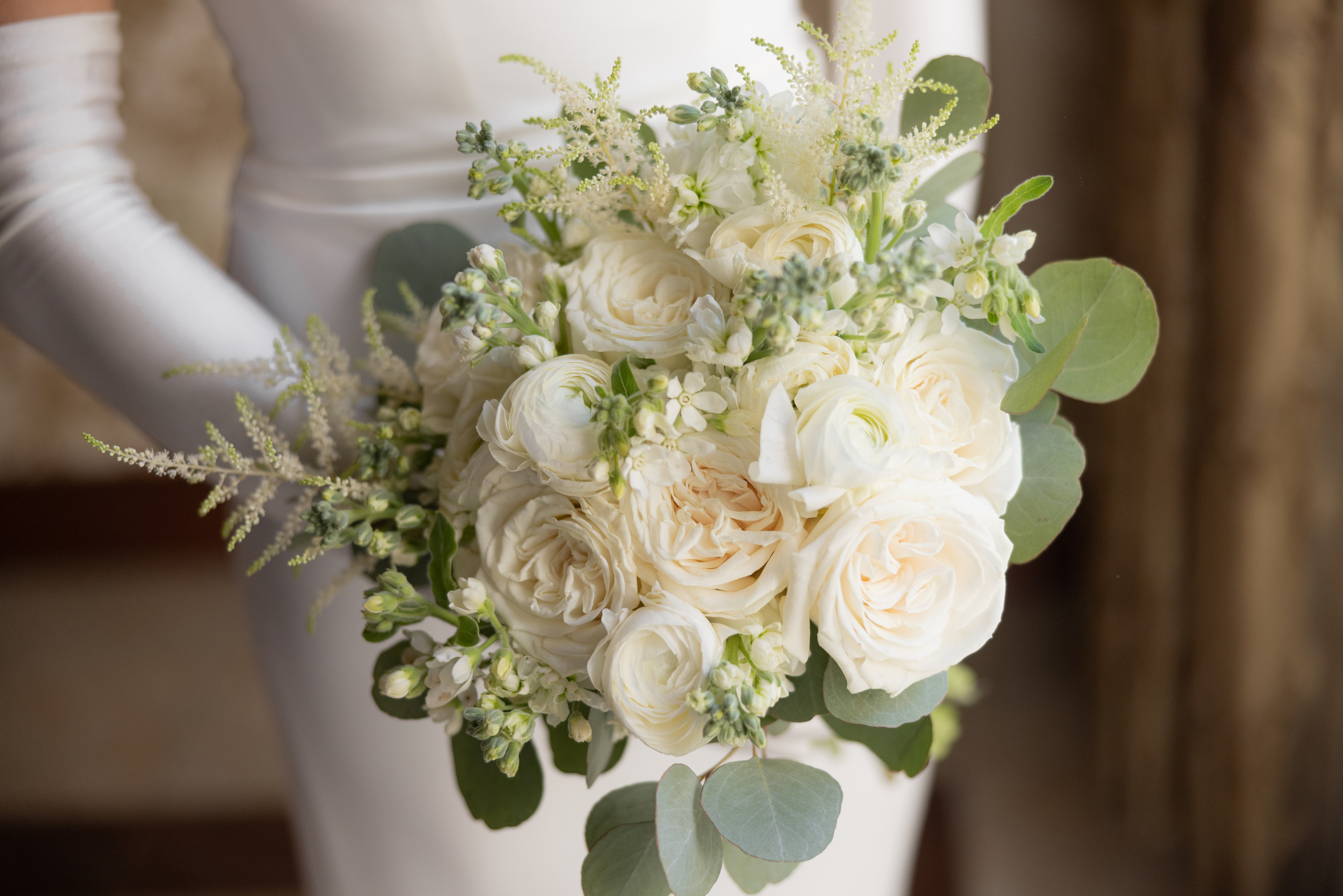 Ester & Conner. Wedding and Event photography, Kisses + Veil