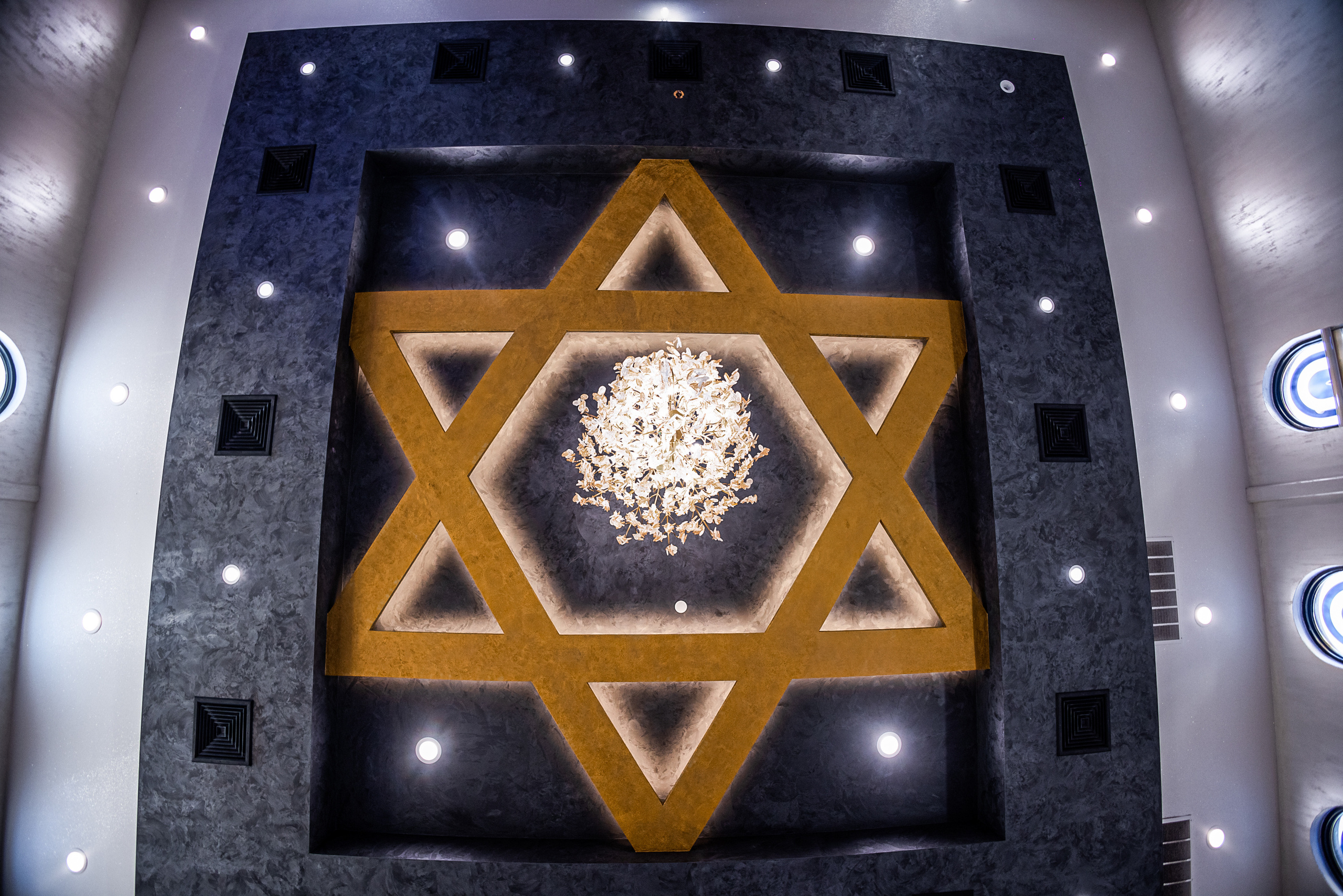 Bar | Bat Mitzvah. Wedding and Event photography, Kisses + Veil