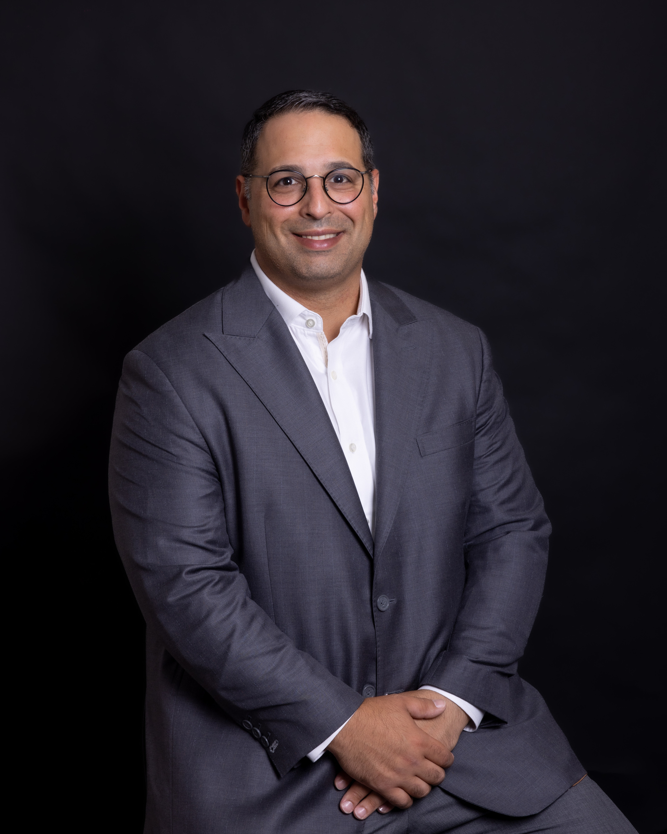 Professional Headshots. Wedding and Event photography, Kisses + Veil