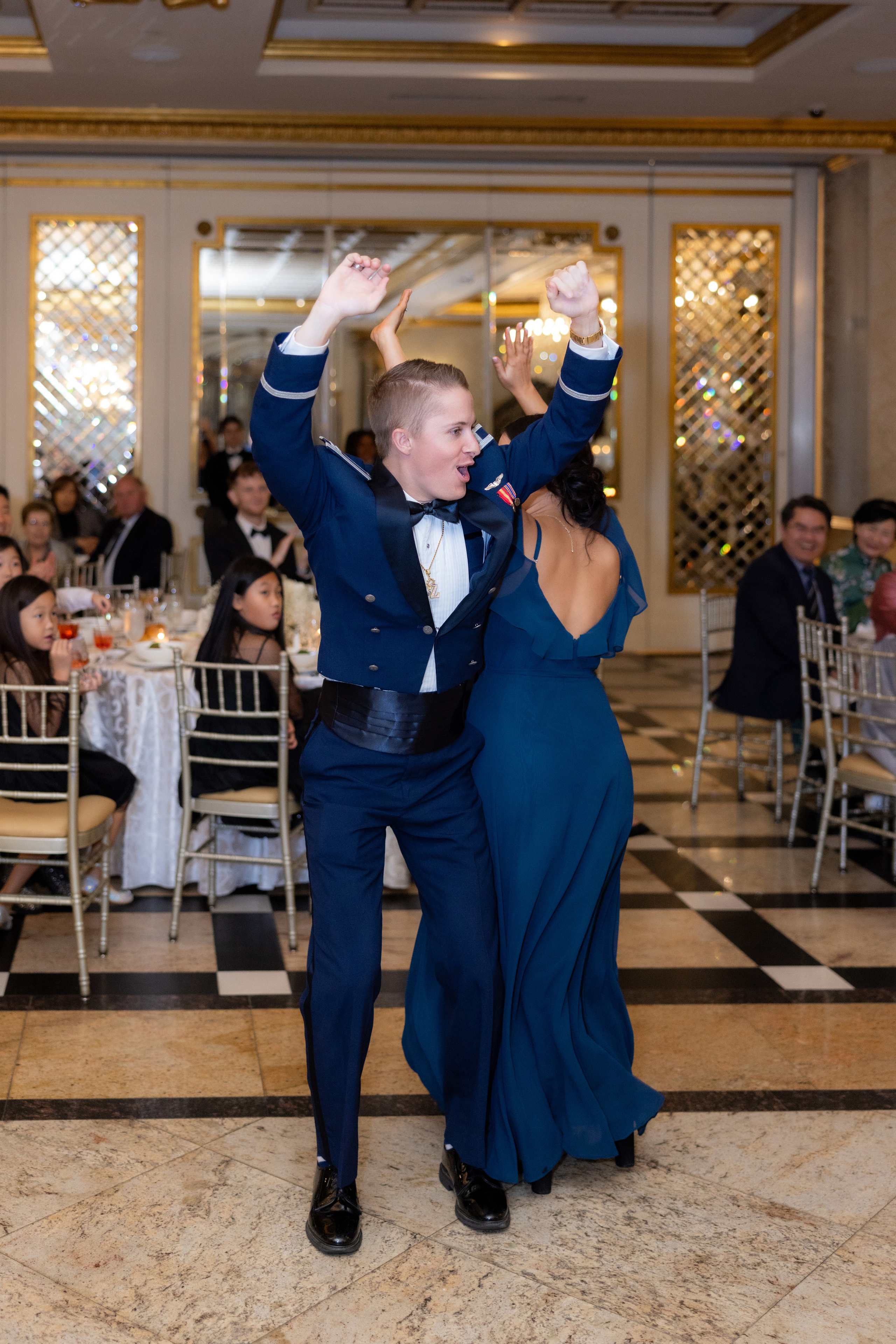 Ester & Conner. Wedding and Event photography, Kisses + Veil